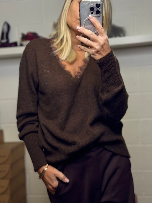 Le Streghe. Pull cioccolato