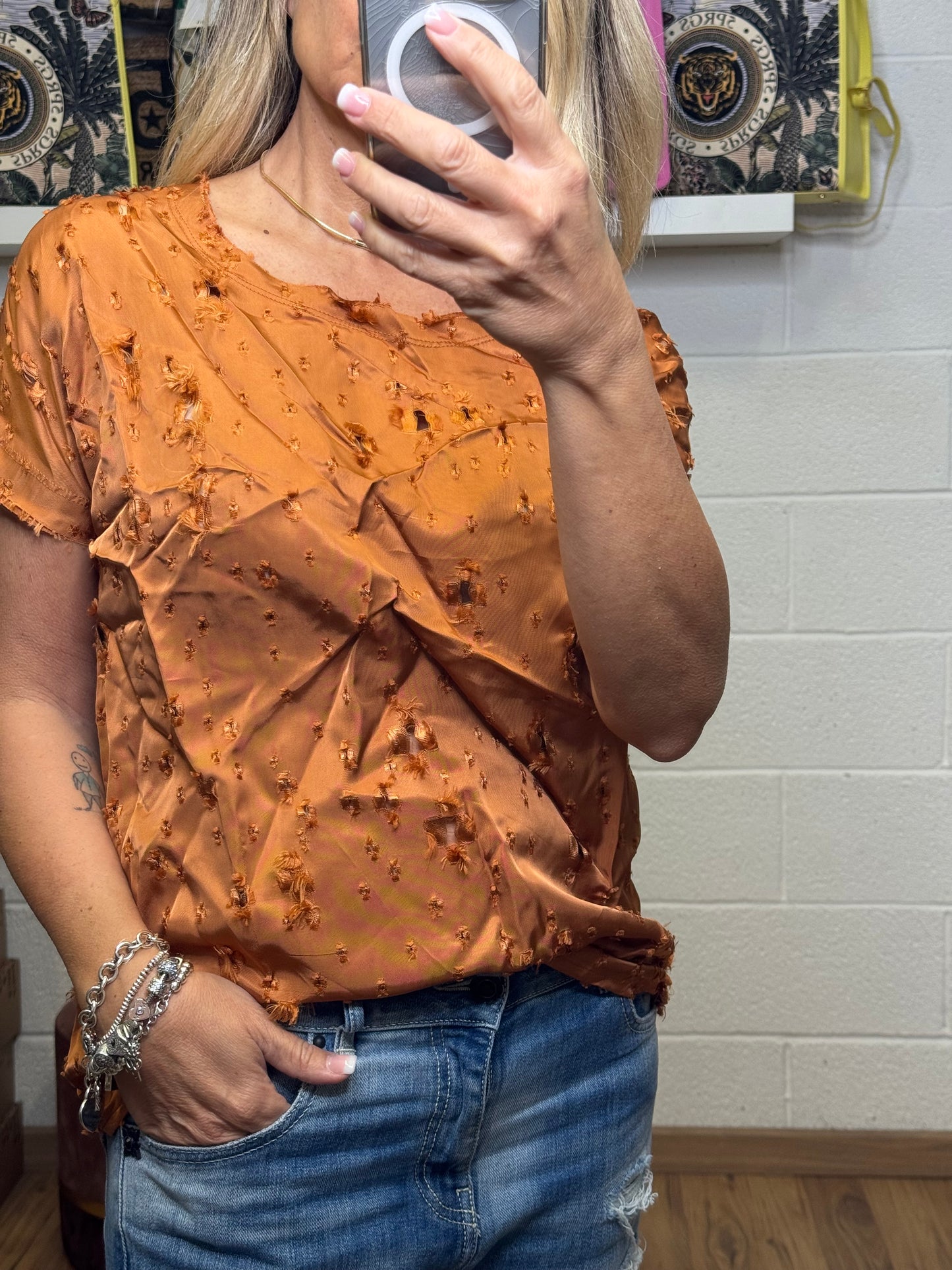 Brand Unique. T-shirt tabacco