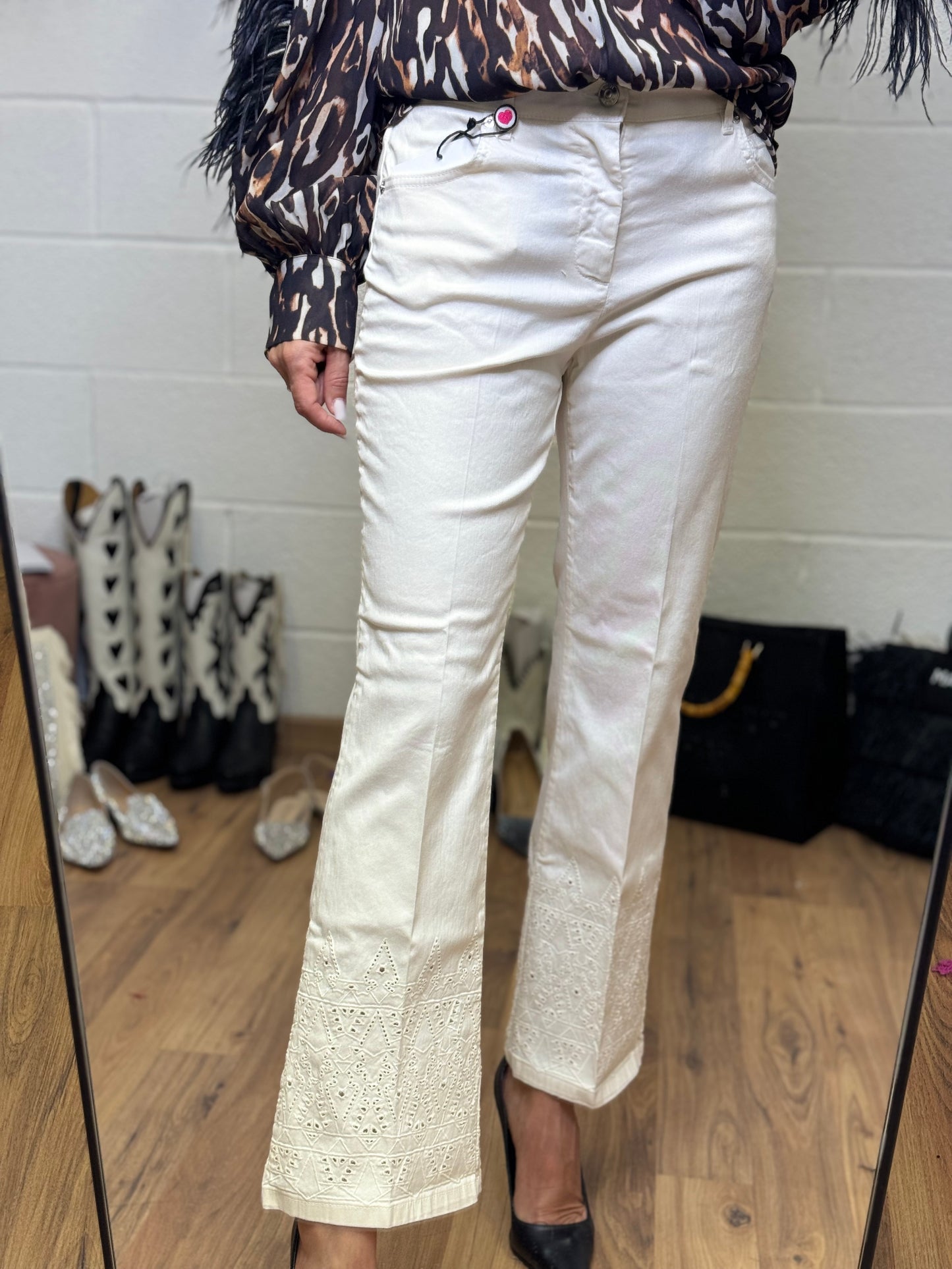 I love my pants. Pantalone bianco