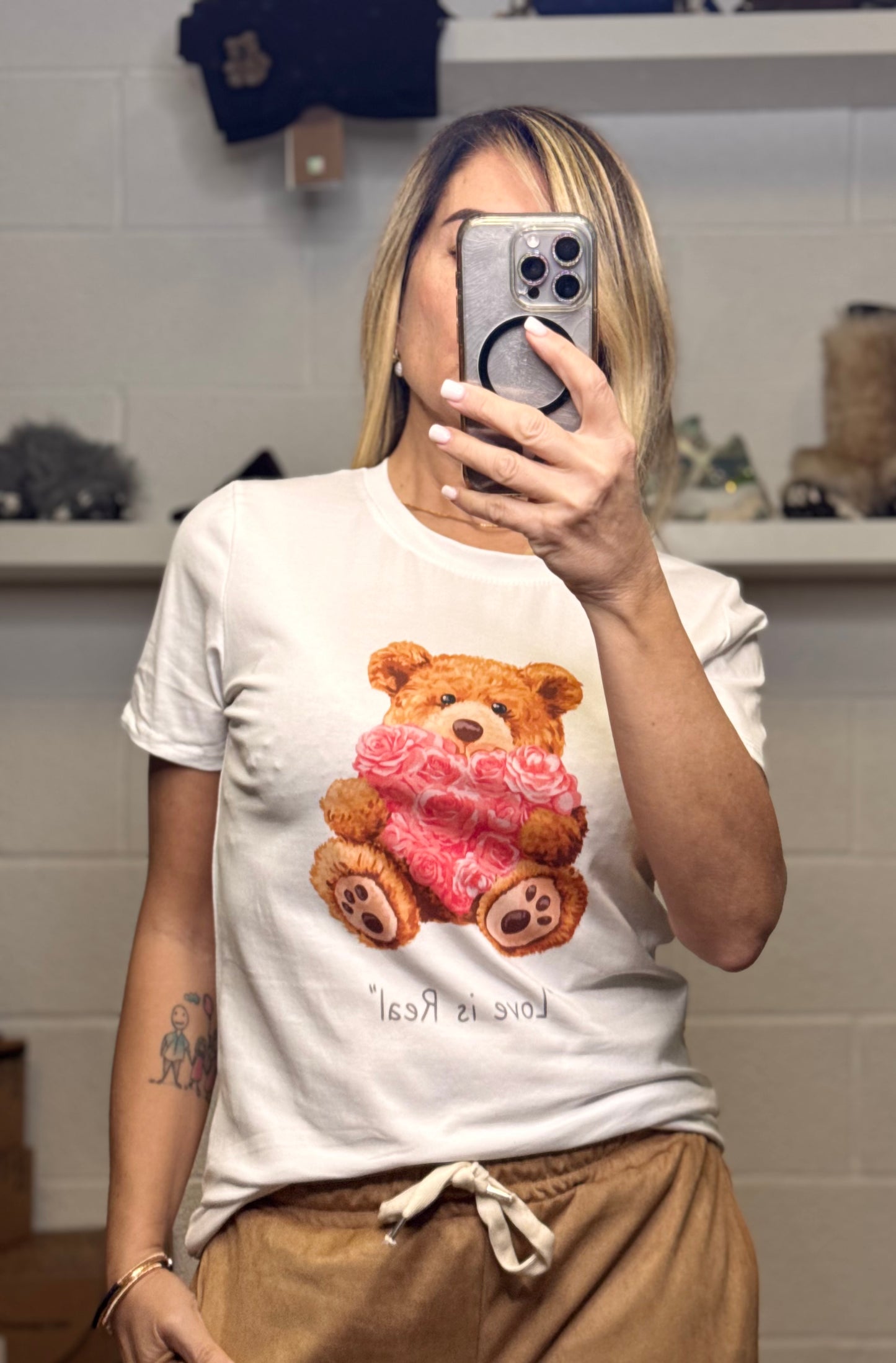 Le streghe. T-shirt love is real