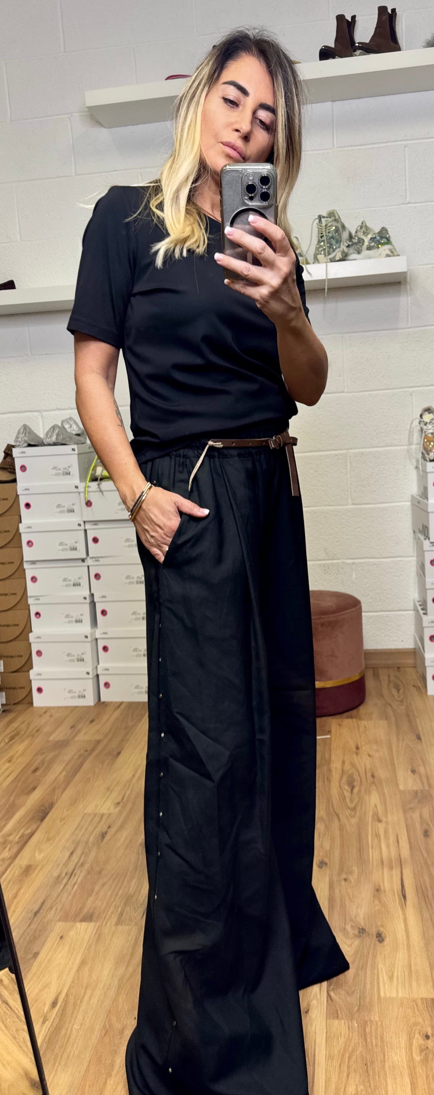 Front Street. Pantalone palazzo nero-50%