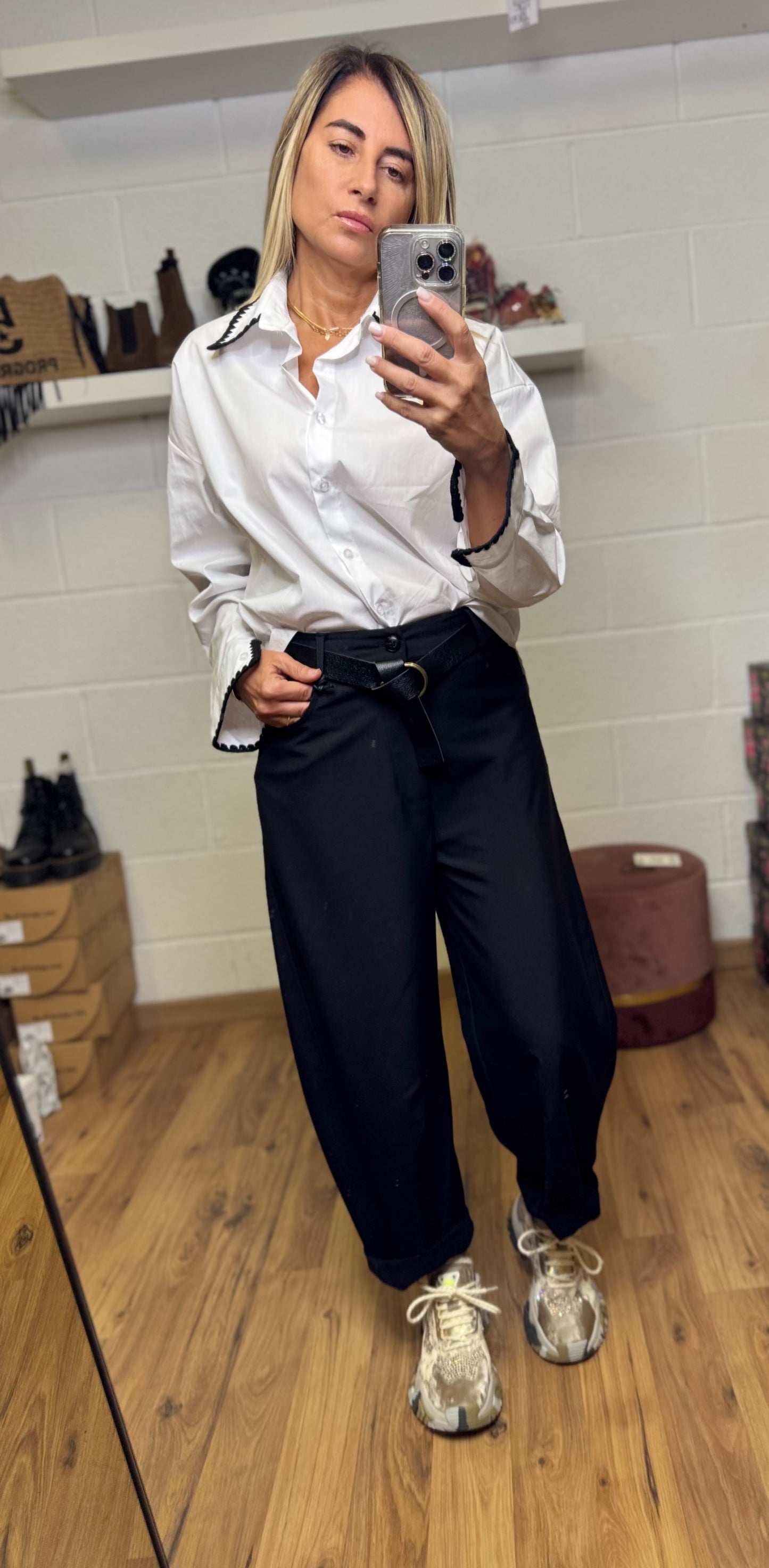 Le Streghe. Pantalone nero