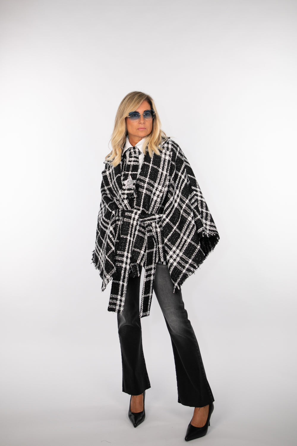 Mimi et mama . Mantella in tweed