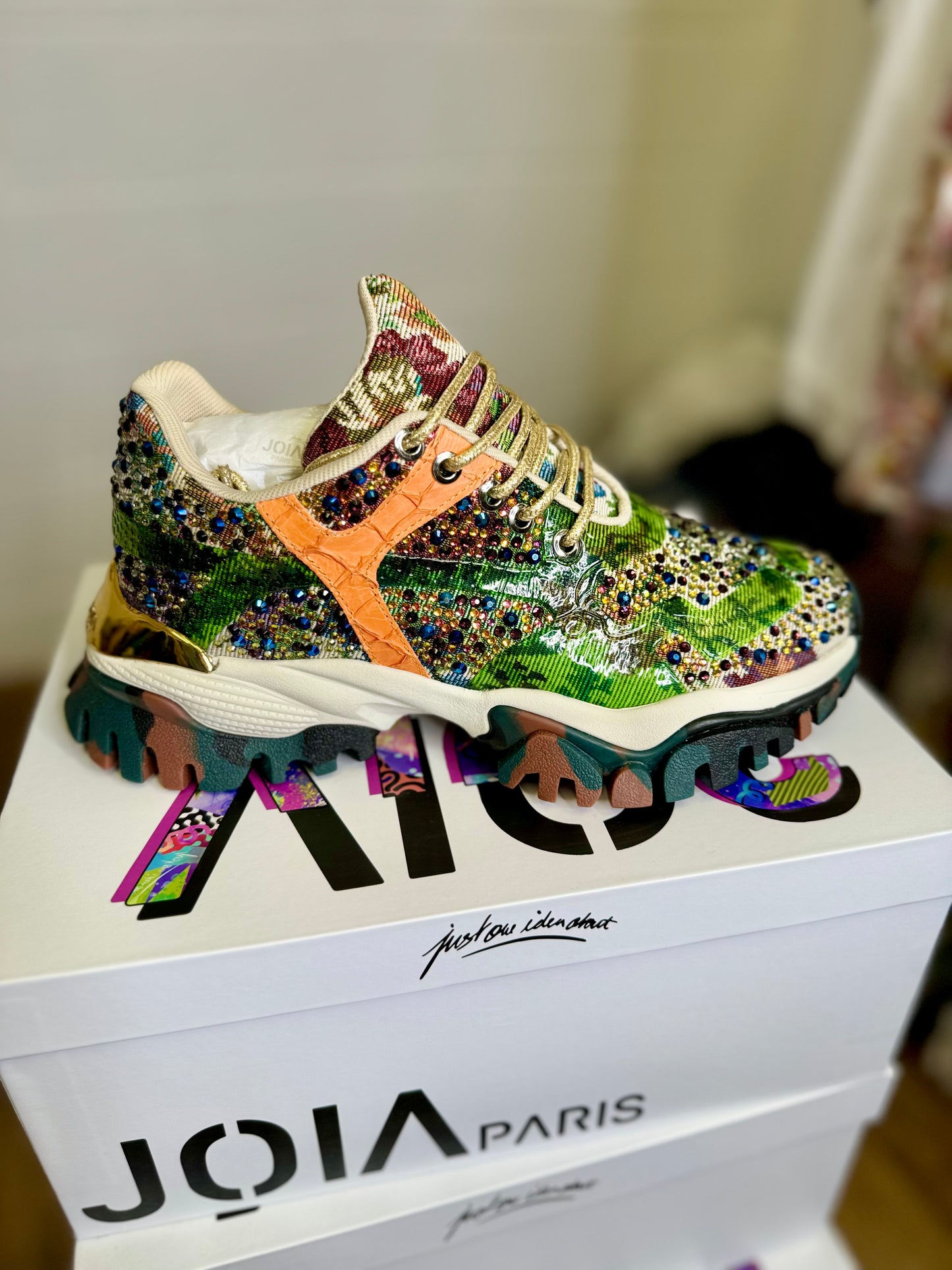 Joya Paris. Sneakers multicolor