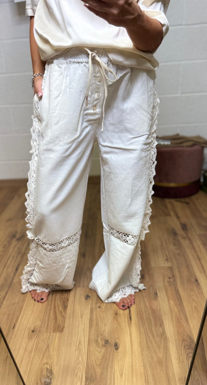 Front Street. Pantalone palazzo-70%