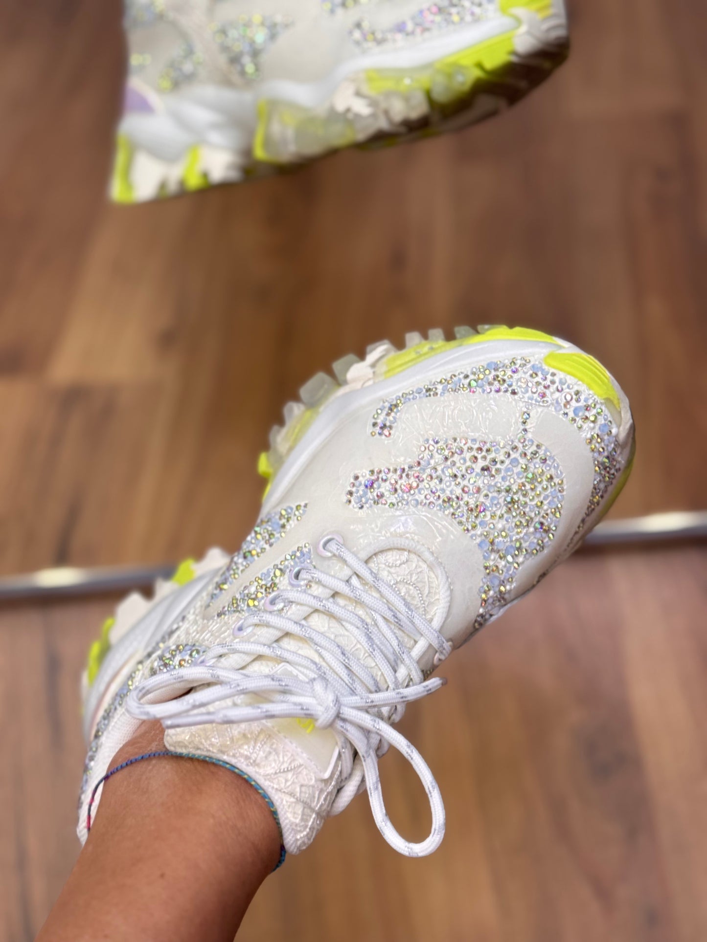 Joia Paris.sneakers Swarovski Bianchi