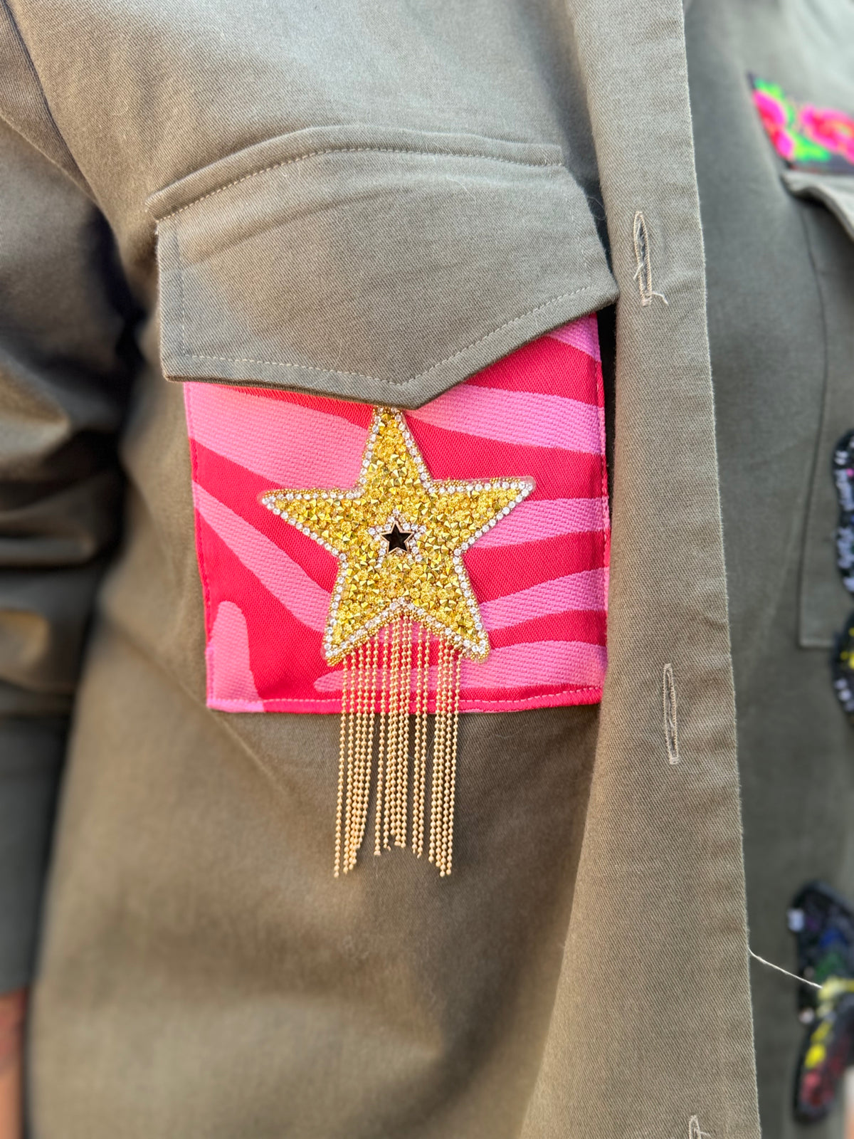 Abpink. Charlotte farfalle