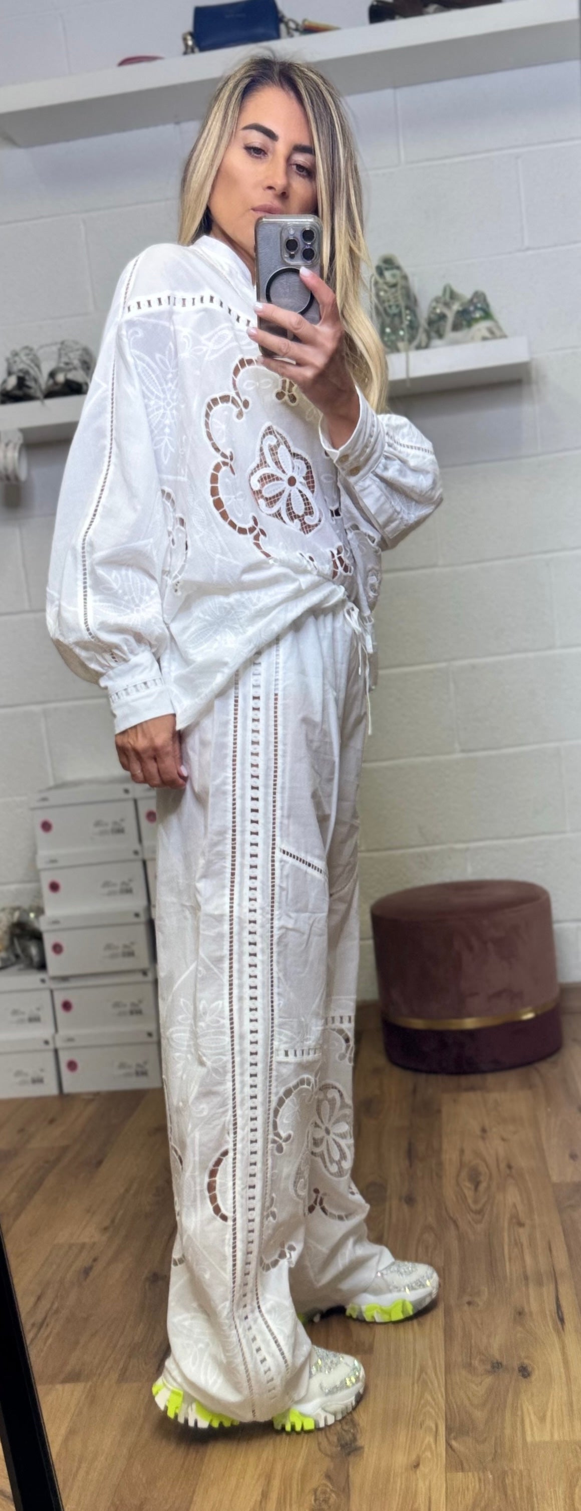 Front Street. Pantalone palazzo in cotone e pizzo-50%