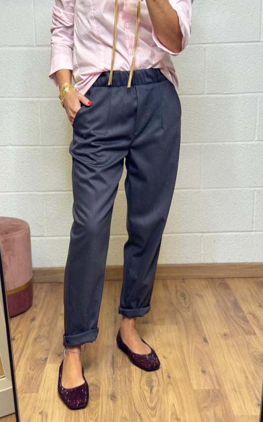 Le Streghe. Pantalone grigio-50%