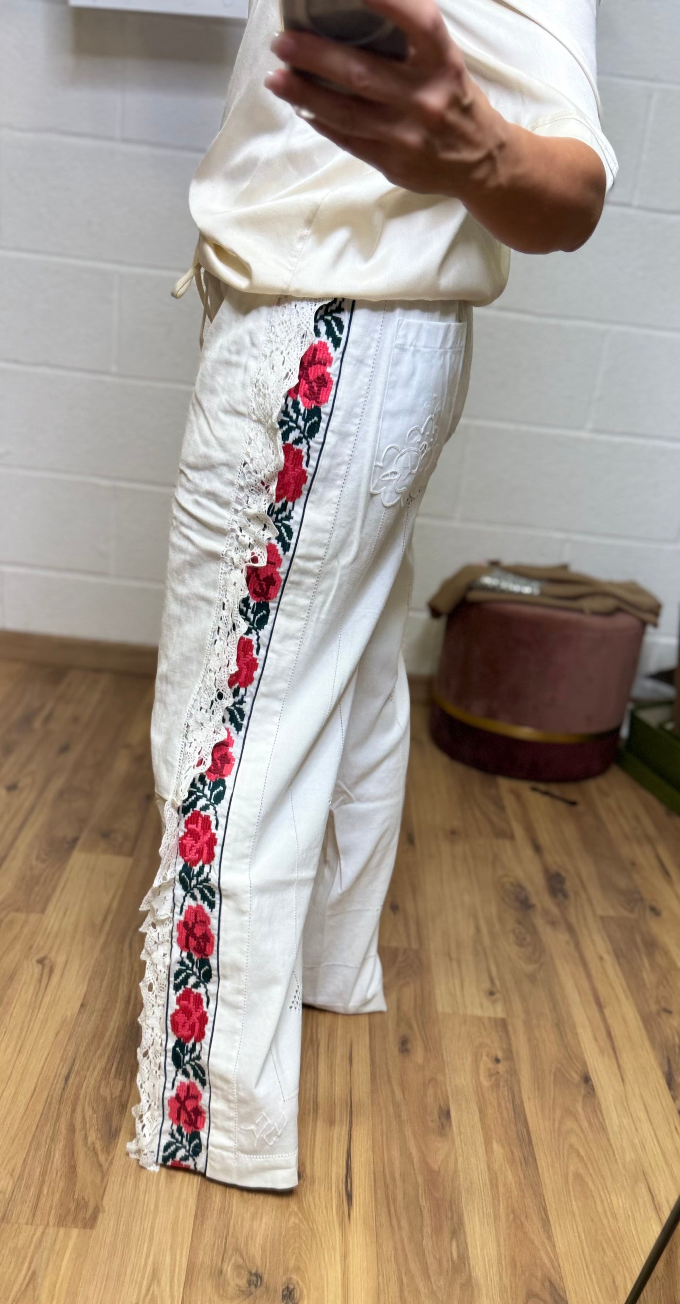 Front Street. Pantalone palazzo-70%