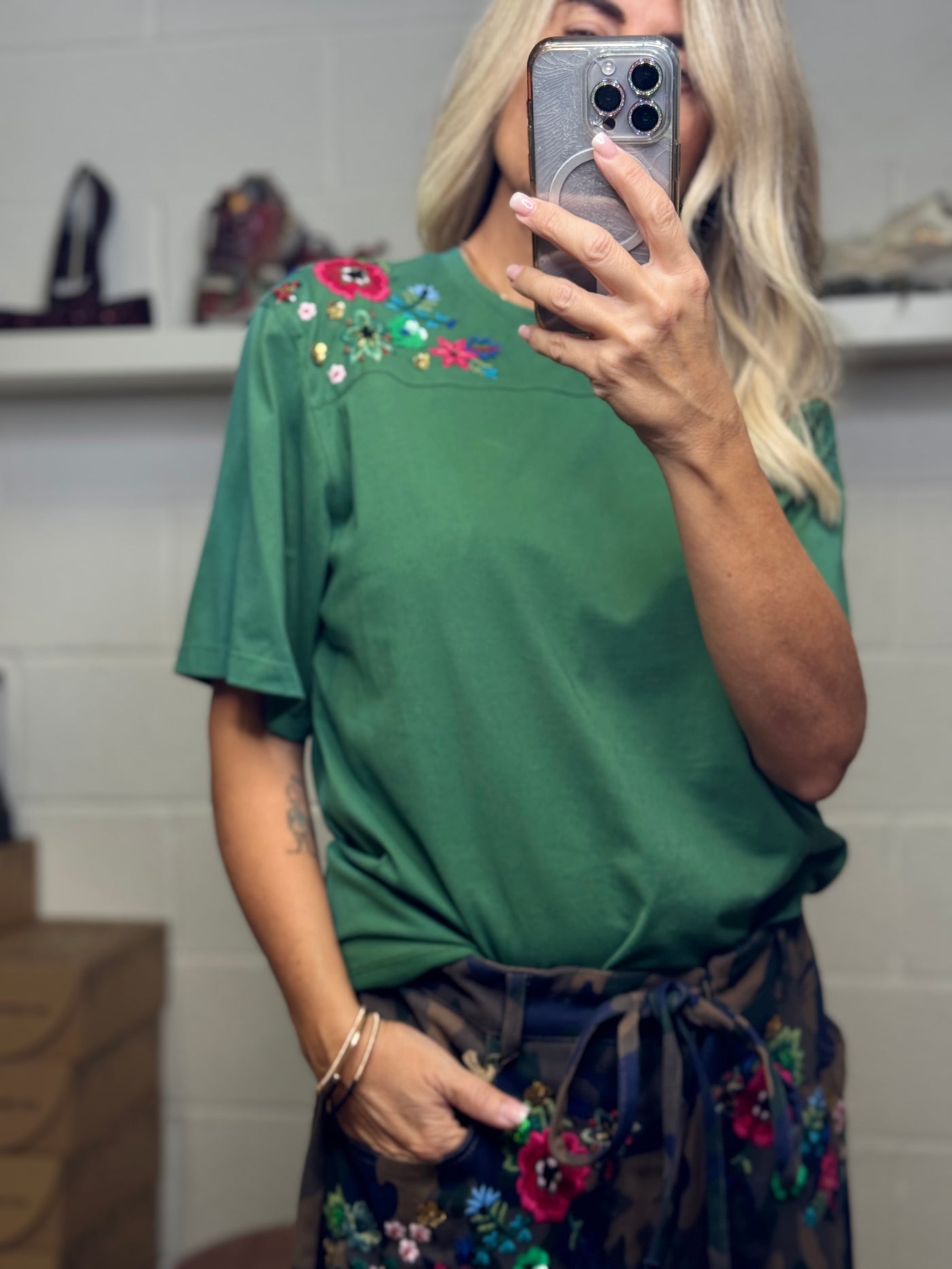 Front Street. T-shirt verde-60%