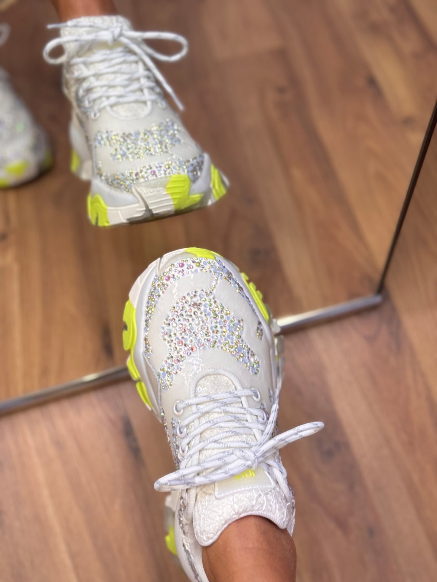 Joia Paris.sneakers Swarovski Bianchi