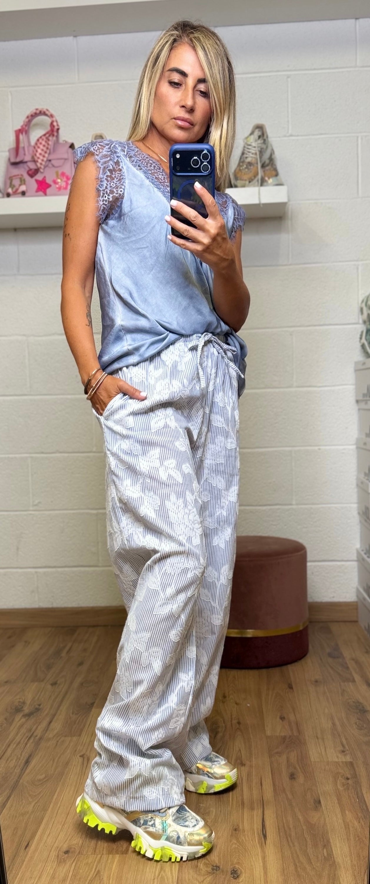 Abpink. Top in viscosa e pantalone in cotone leggero