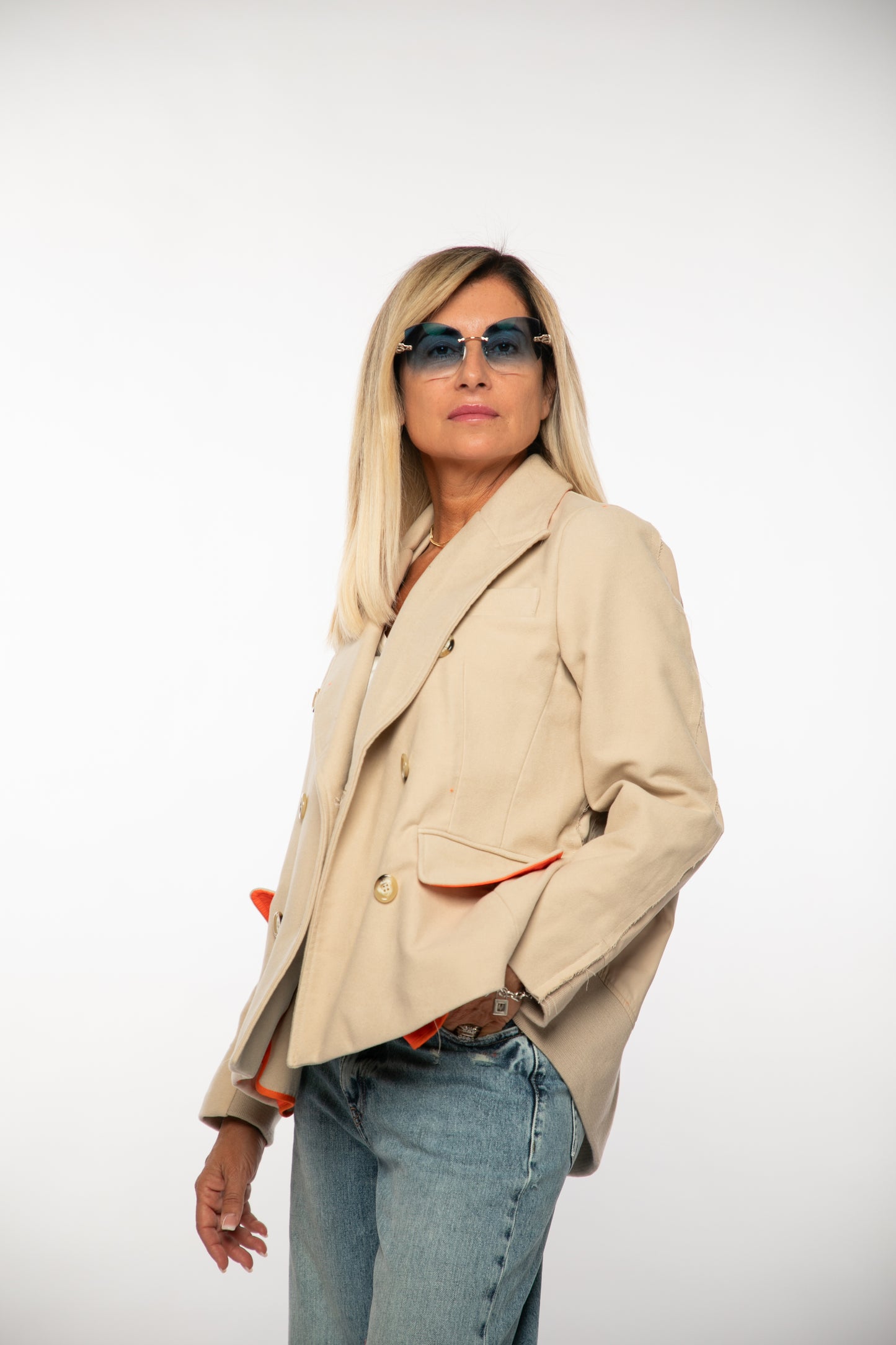 Front Street. Blazer panna