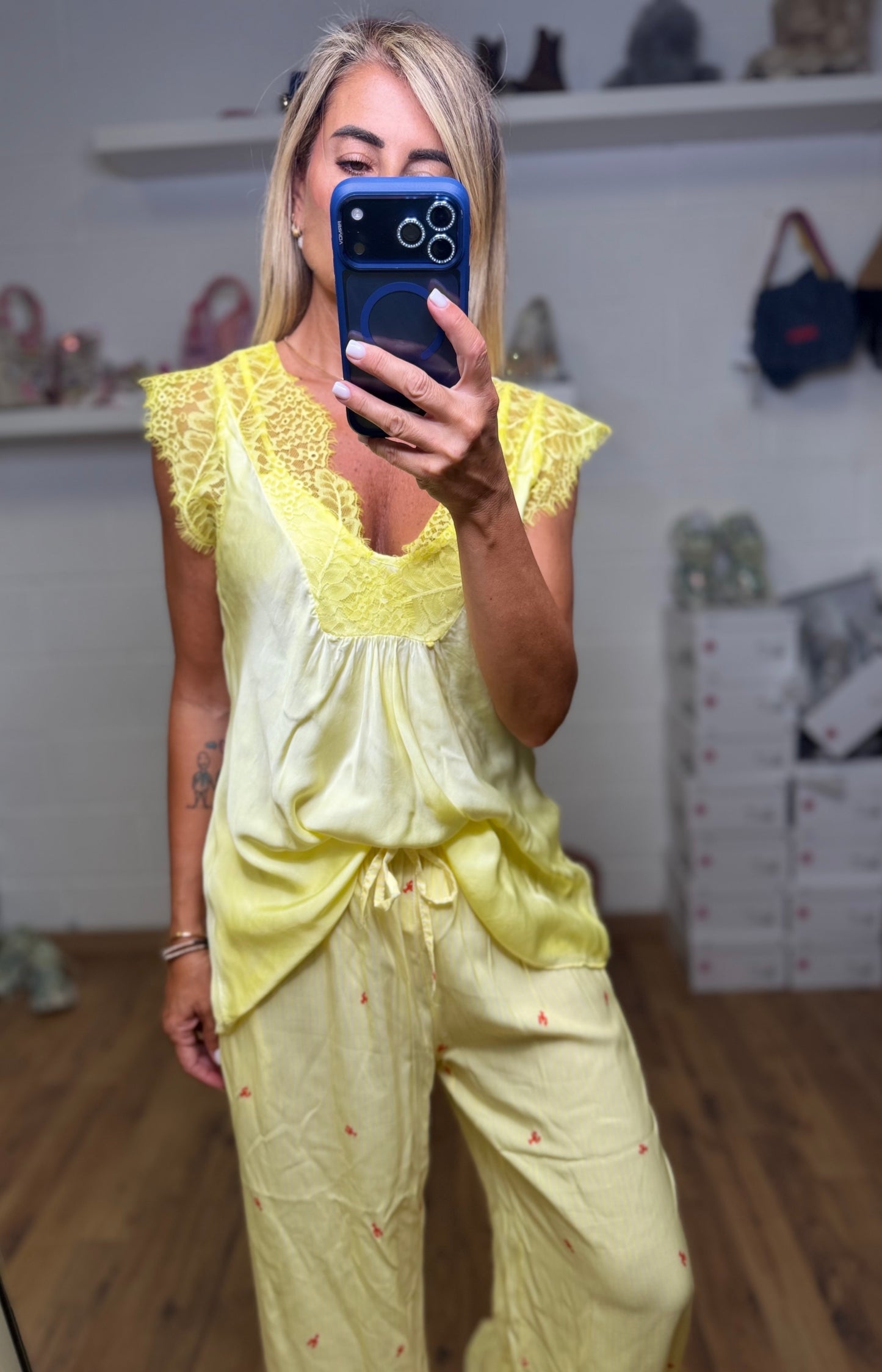 Abpink. Top in viscosa e pantalone in cotone leggero