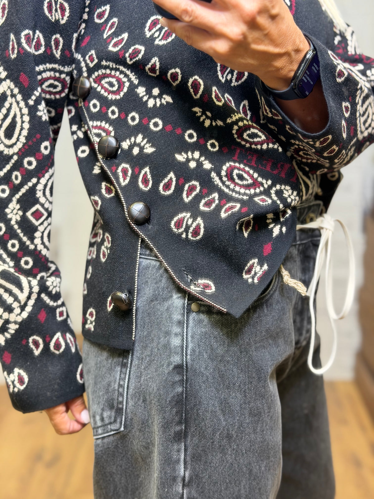 Front Street. Pull in viscosa stampa Paisley