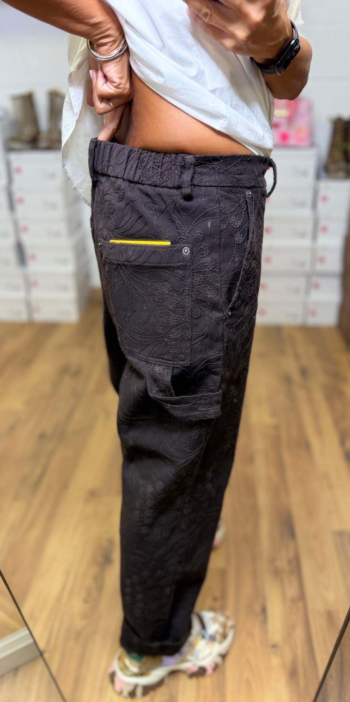 Maison crazy worker. Pantalone Worker jacquard cioccolato