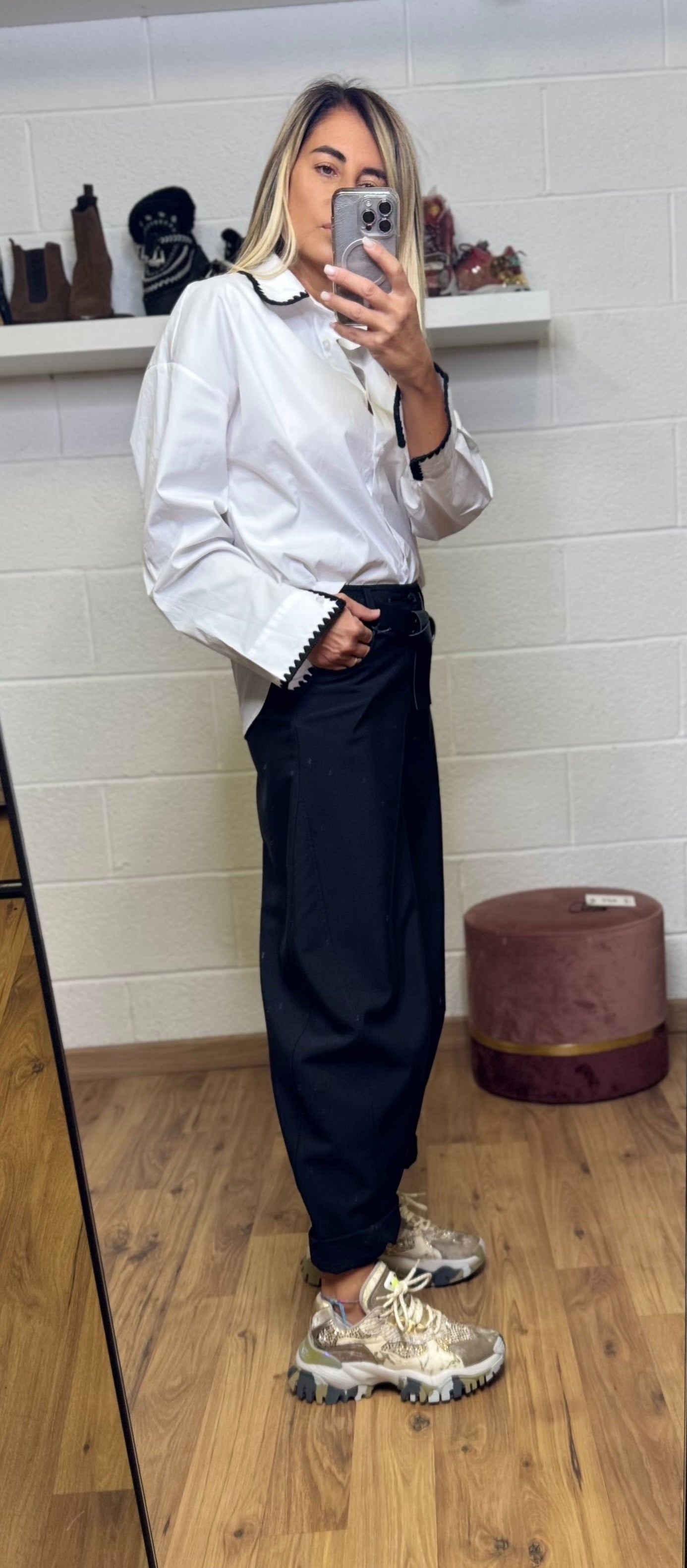 Le Streghe. Pantalone nero
