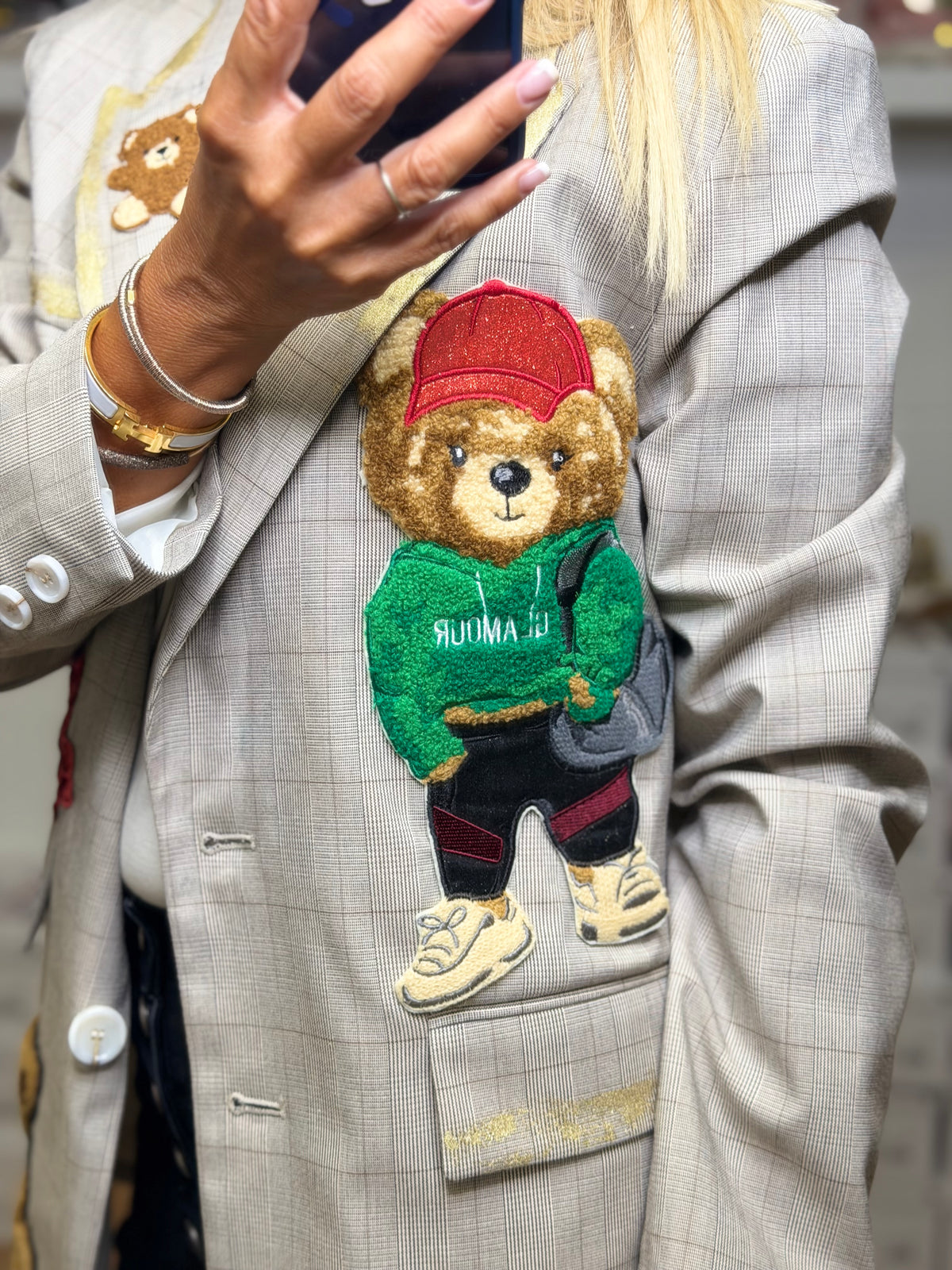 Abpink. Blazer check con patch Teddy