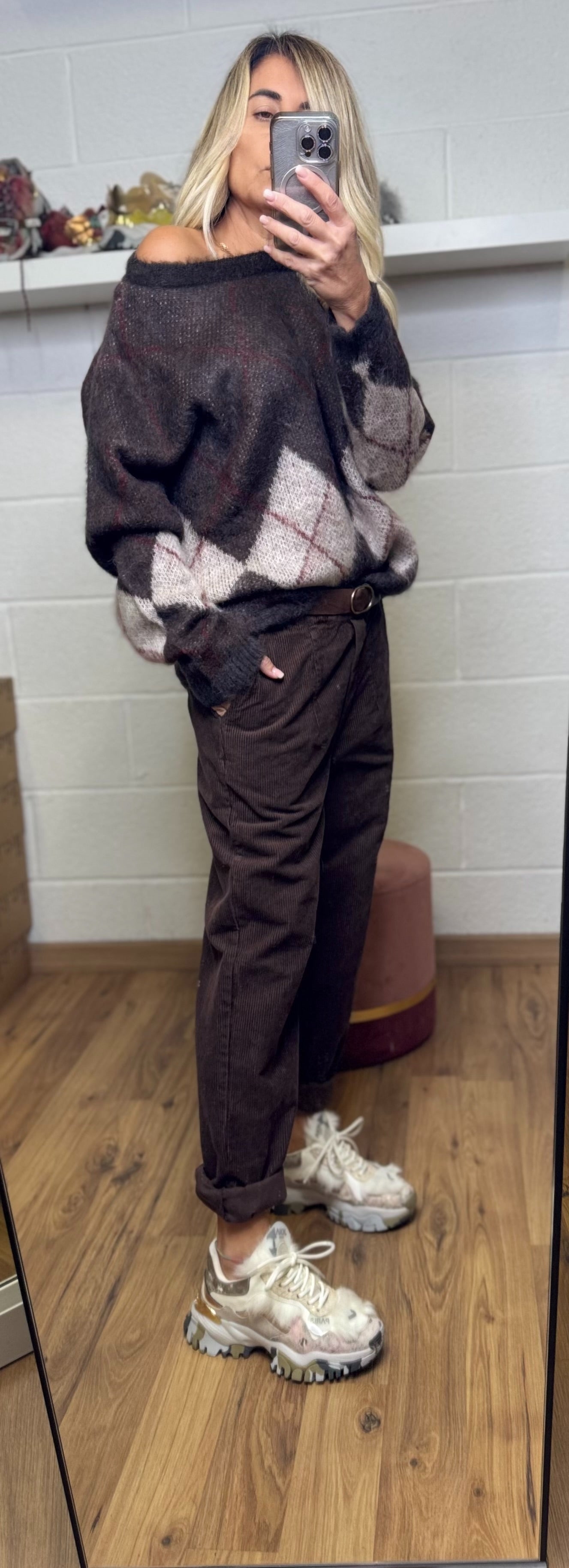 Le Streghe. Pull a rombi cioccolato