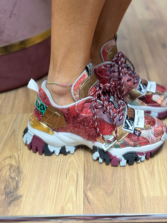 Joia Paris. Sneakers burgundi