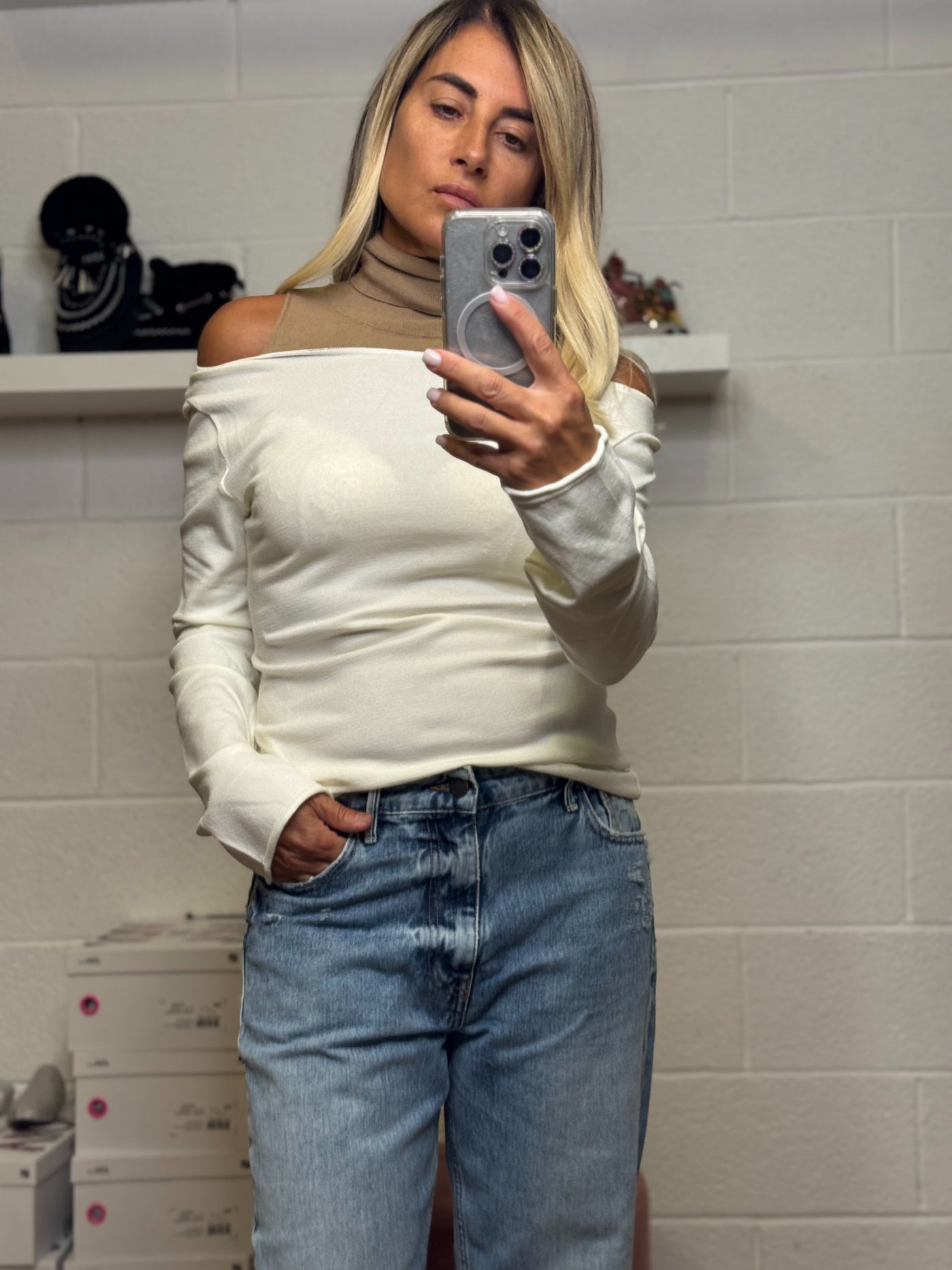 Maglia bianca e tortora.-60%