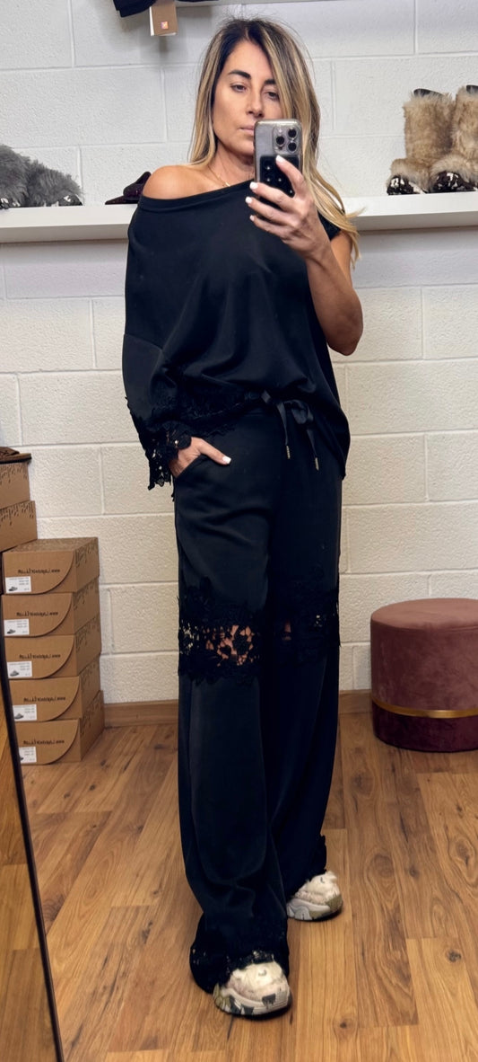 Le Streghe. Completo pizzo nero