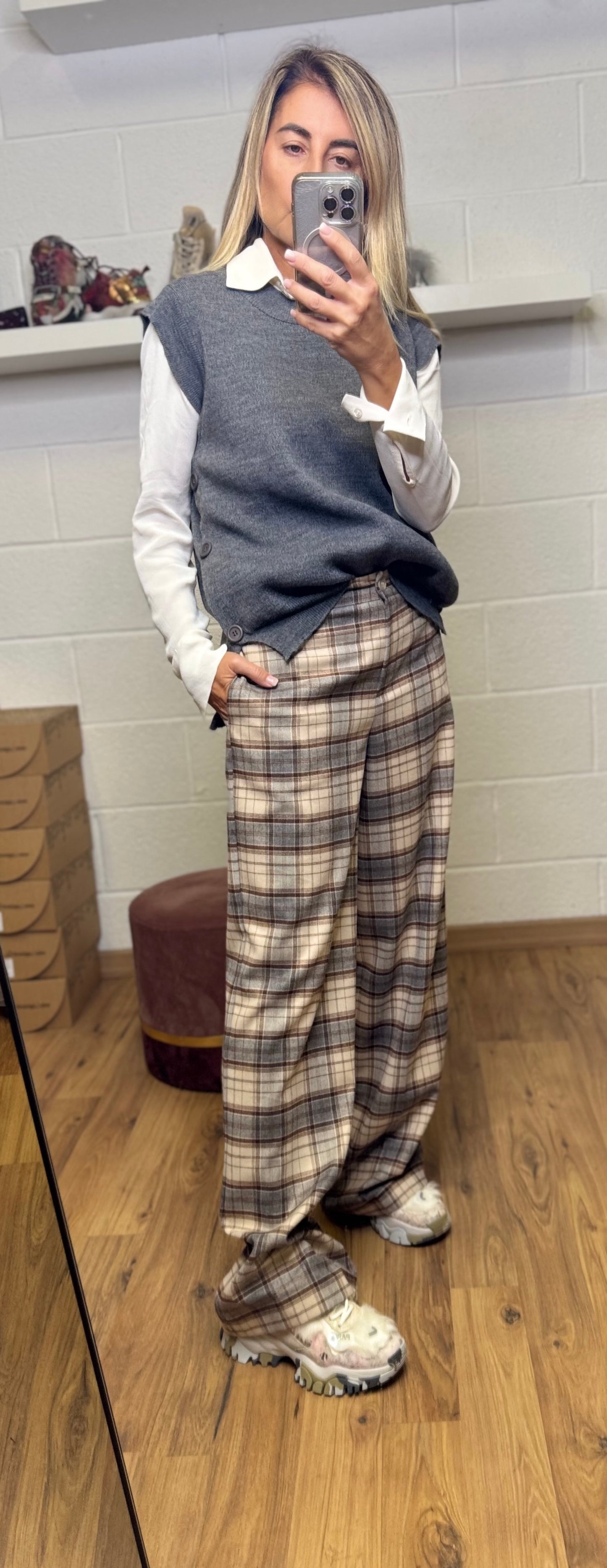 Le Streghe. Pantalone check beige & taupe