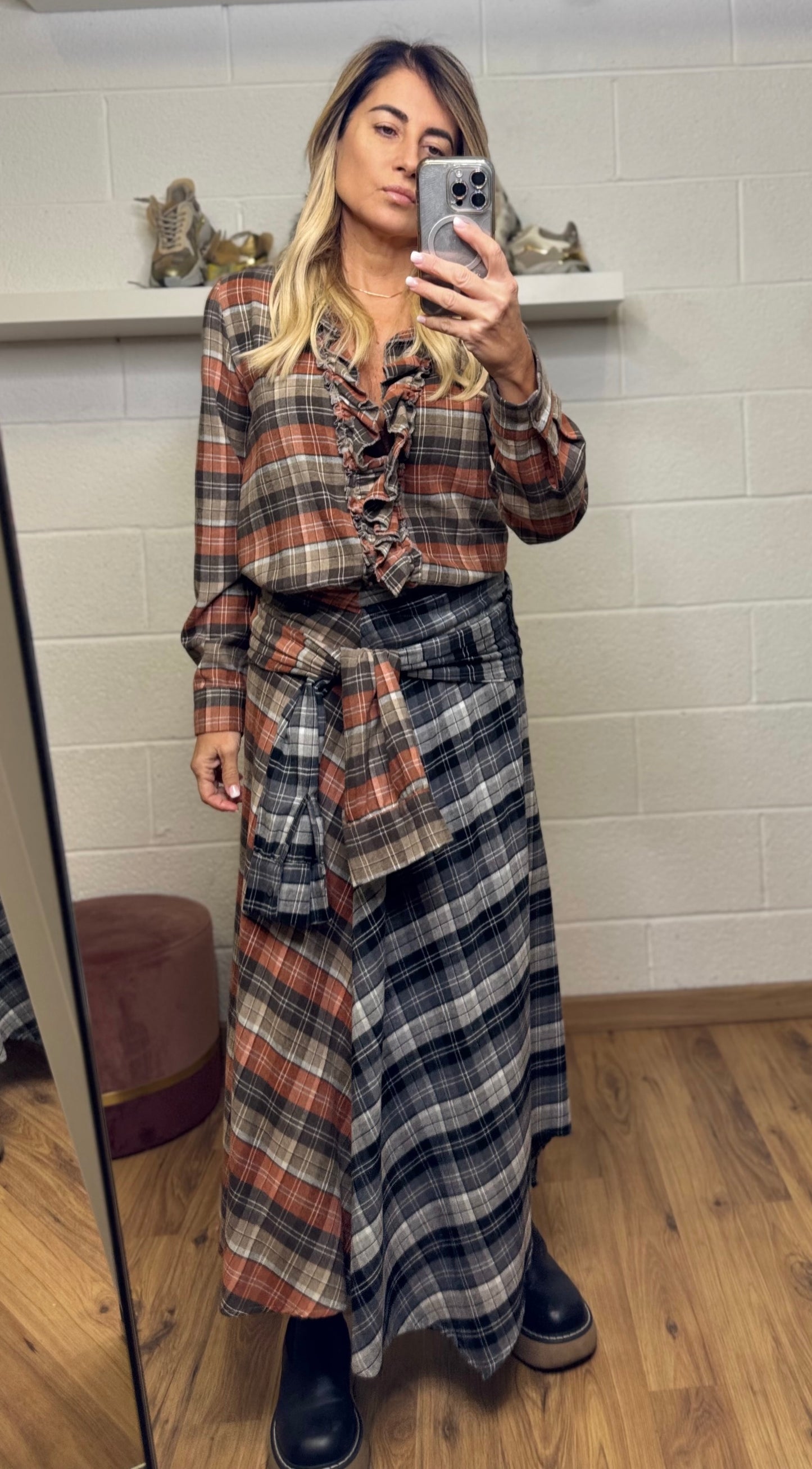 Le Streghe. Gonna in check-50%