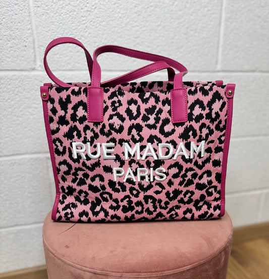 Rue Madam. Tote maculata