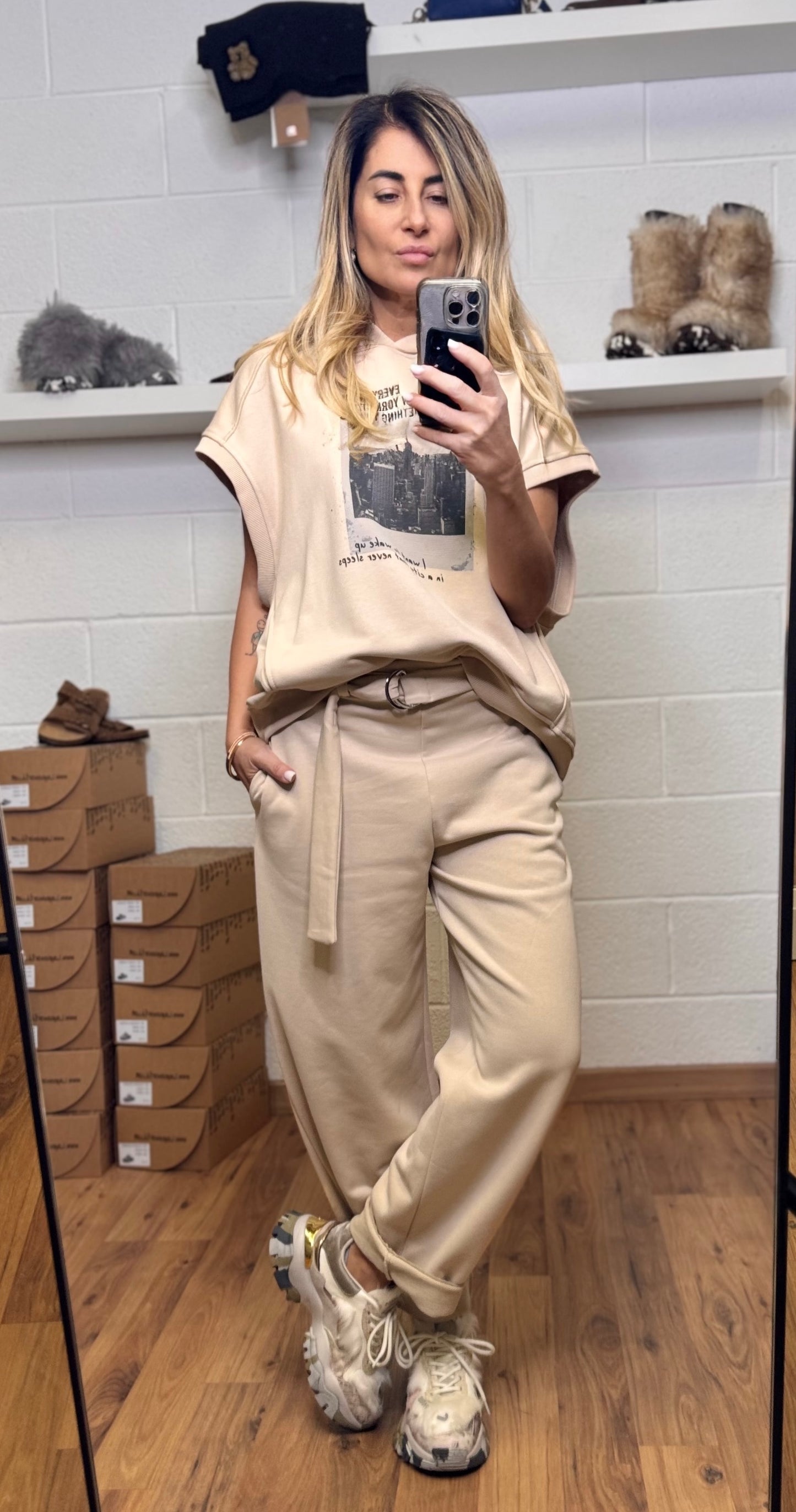 Le Streghe denim. Completo beige