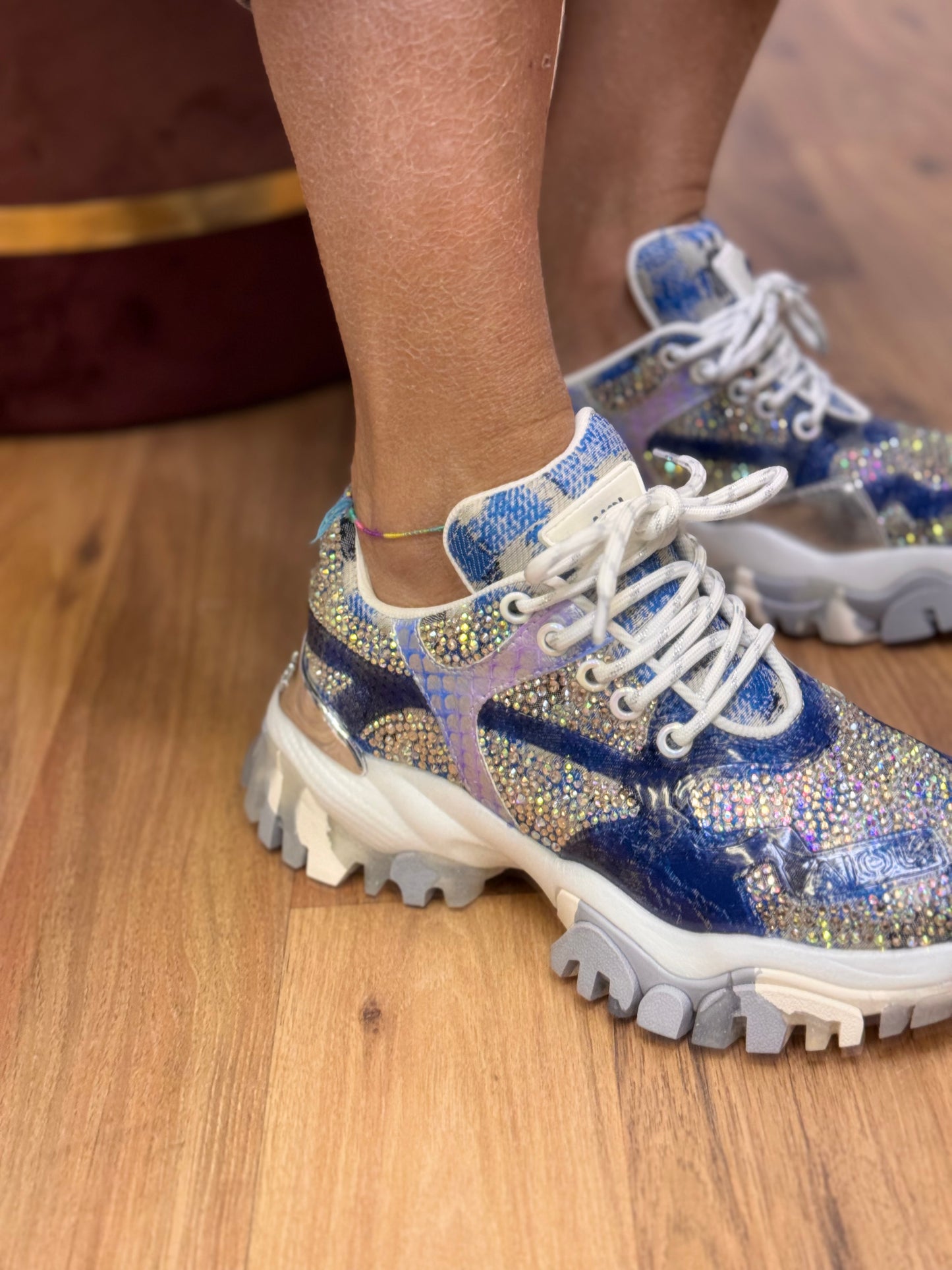 Joia Paris. Sneakers blu