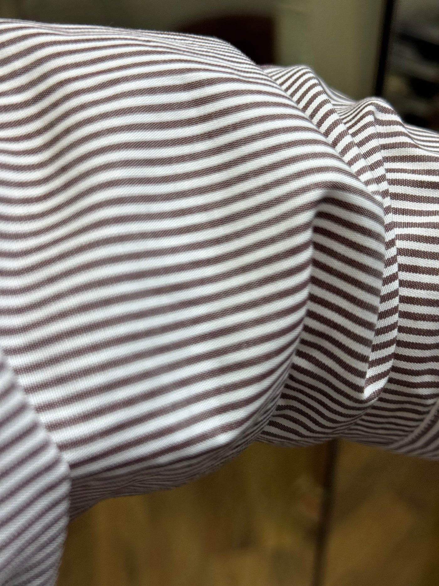 GMF. Camicia a righe cioccolato-50%