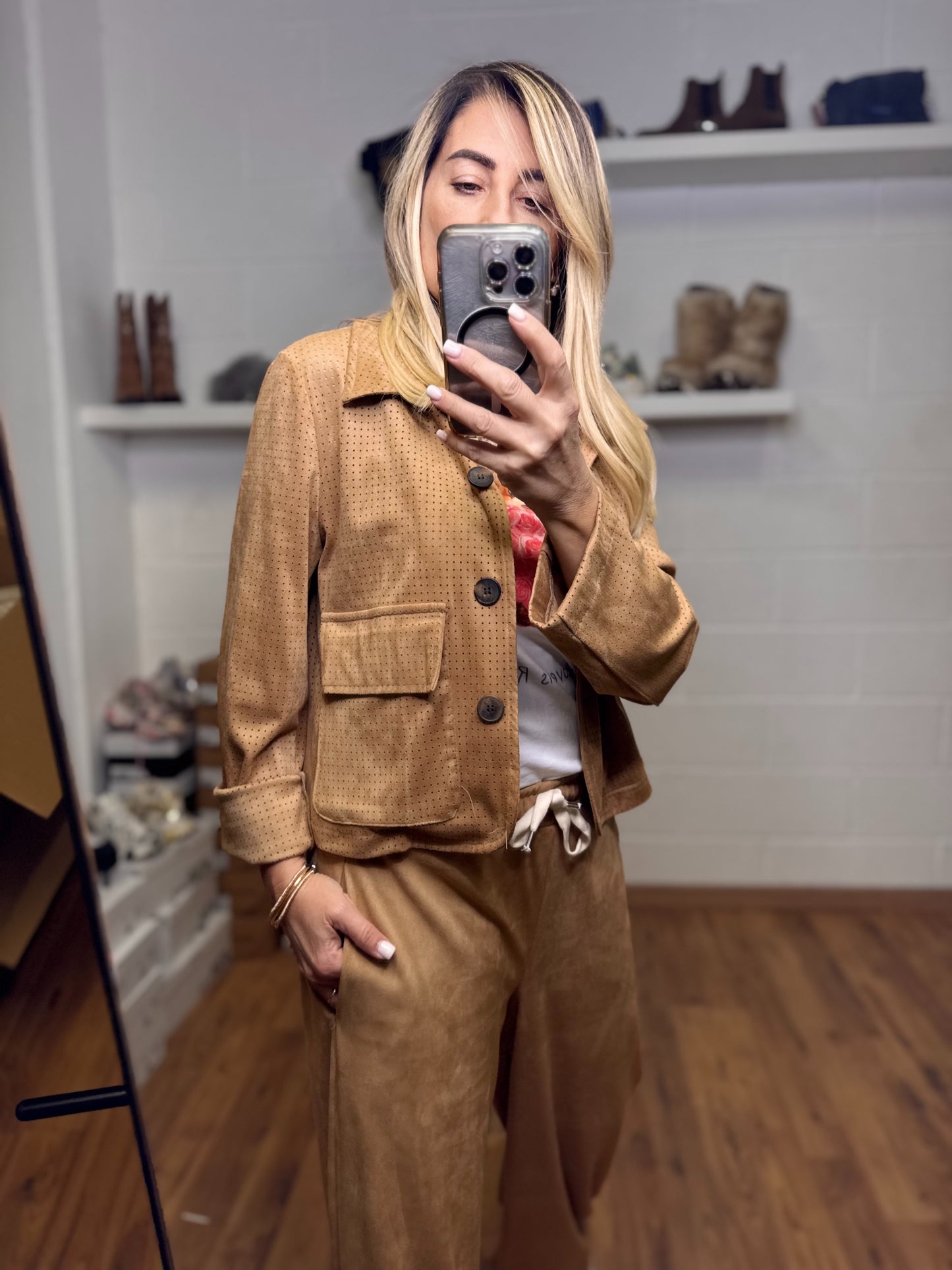 Le Streghe. Blazer in suede