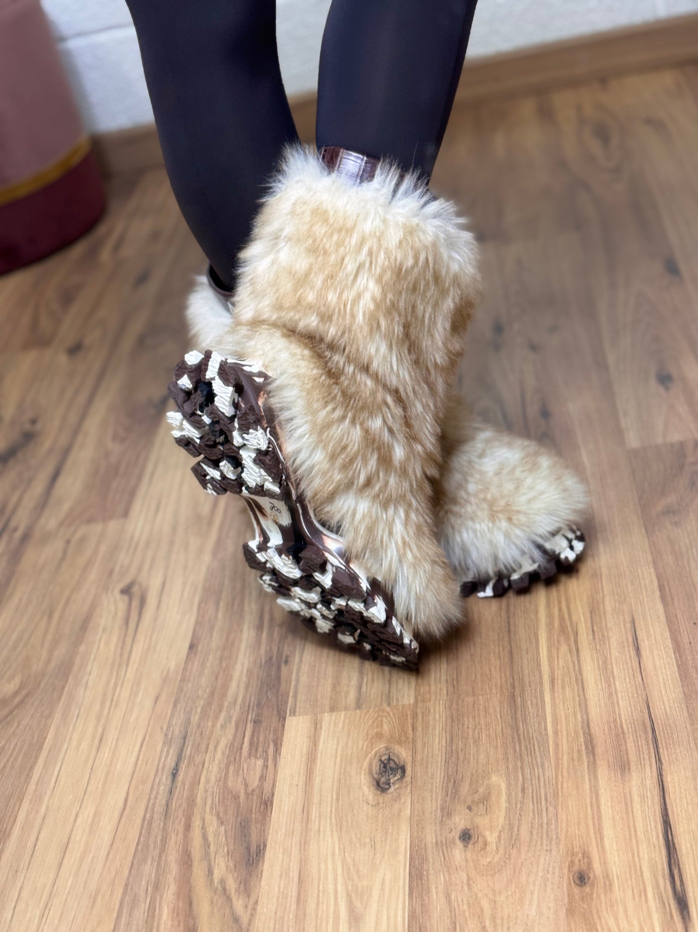 Joia Paris. Daffy brown -50%
