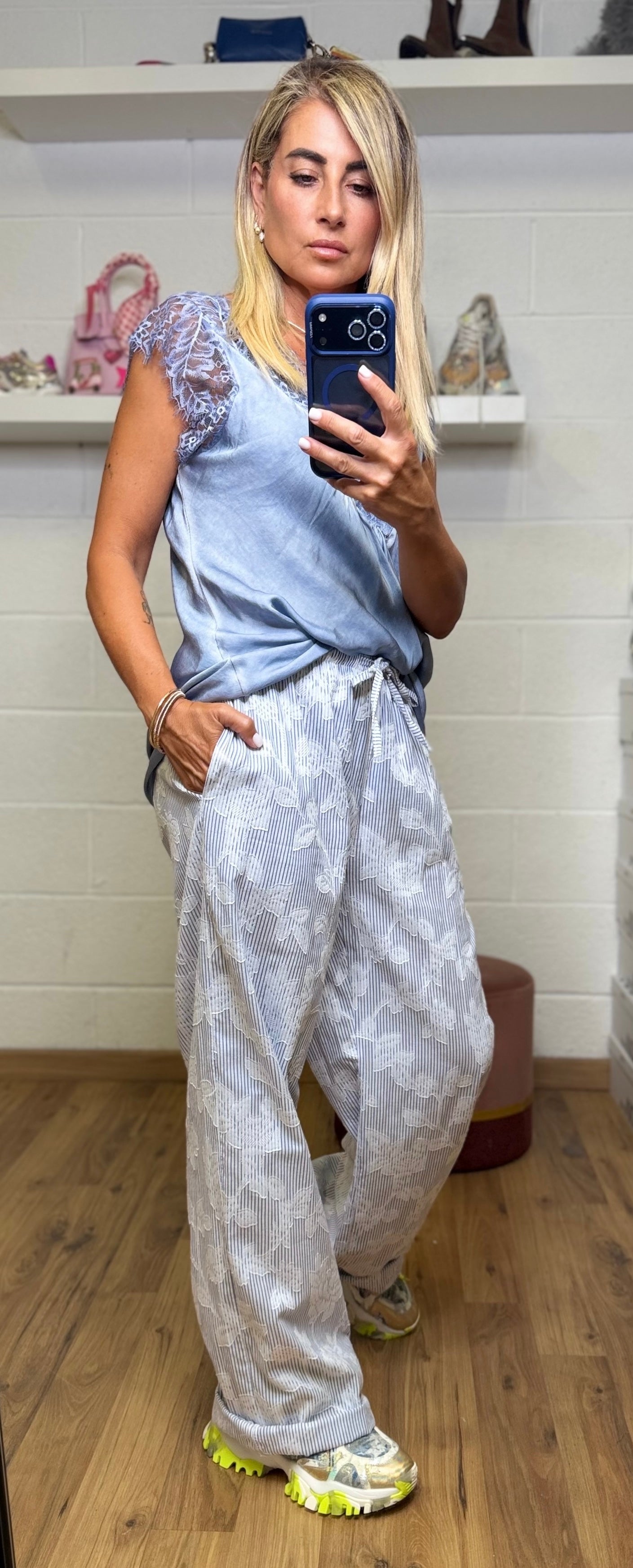 Abpink. Top in viscosa e pantalone in cotone leggero
