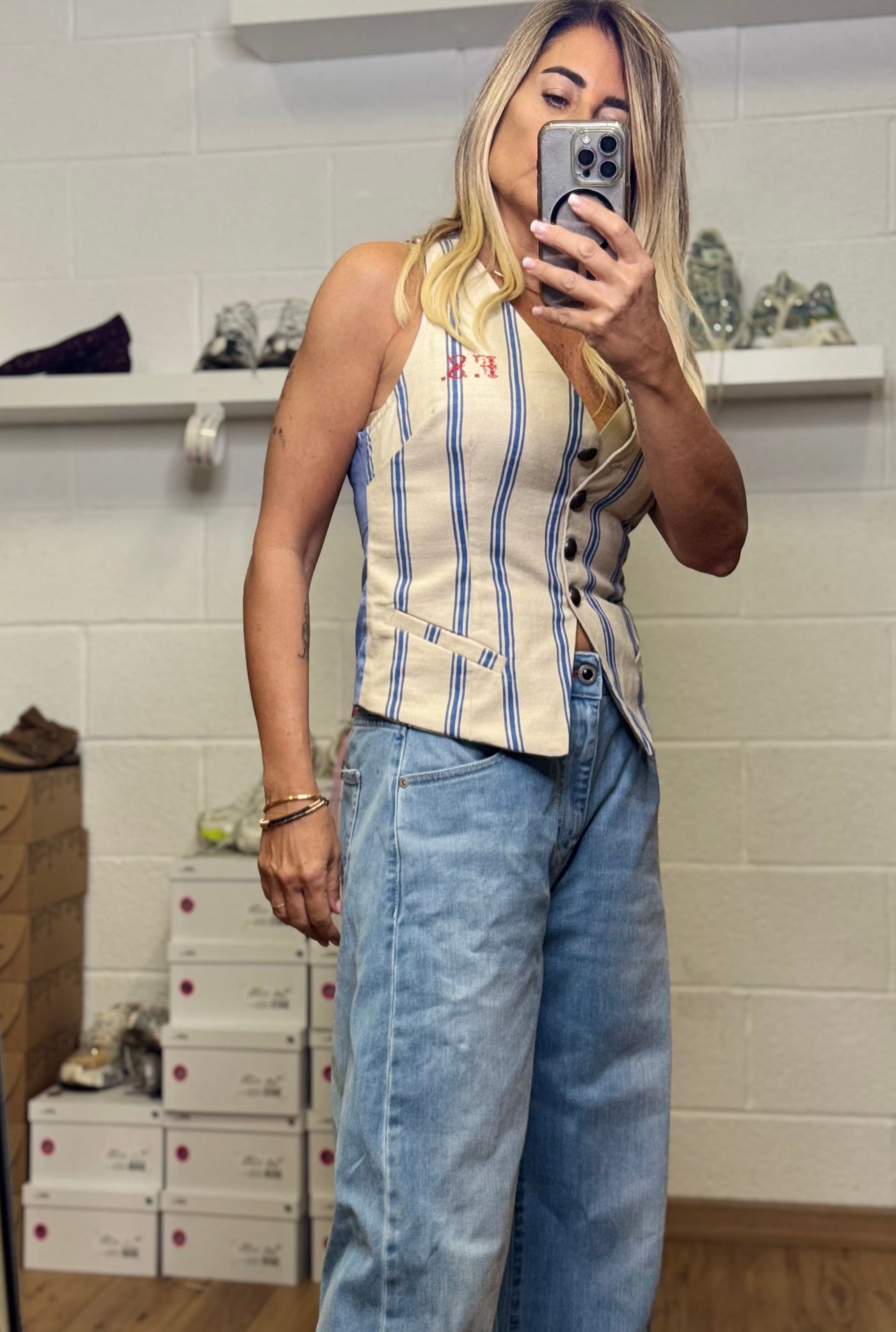 Front Street. Gilet bianco e azzurro-50%