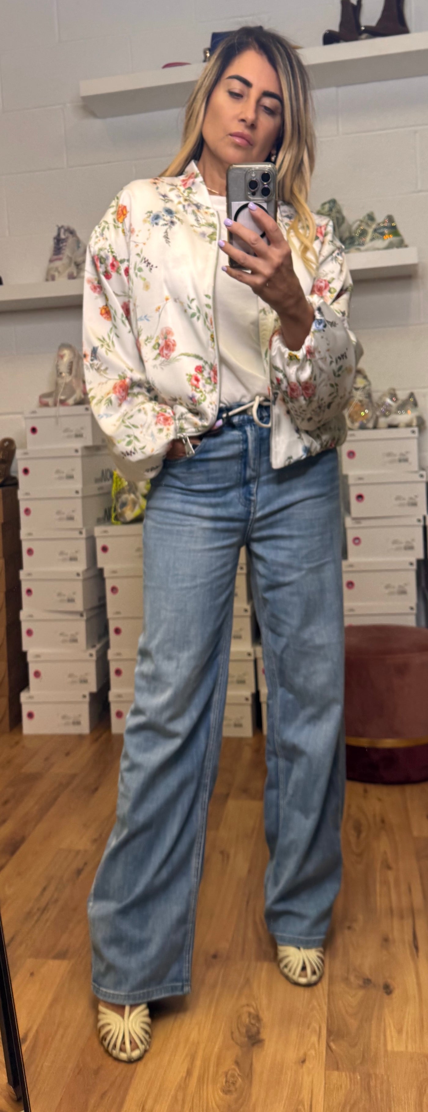 Le Streghe. Jeans Wide Leg Denim Lavaggio Medio-50%