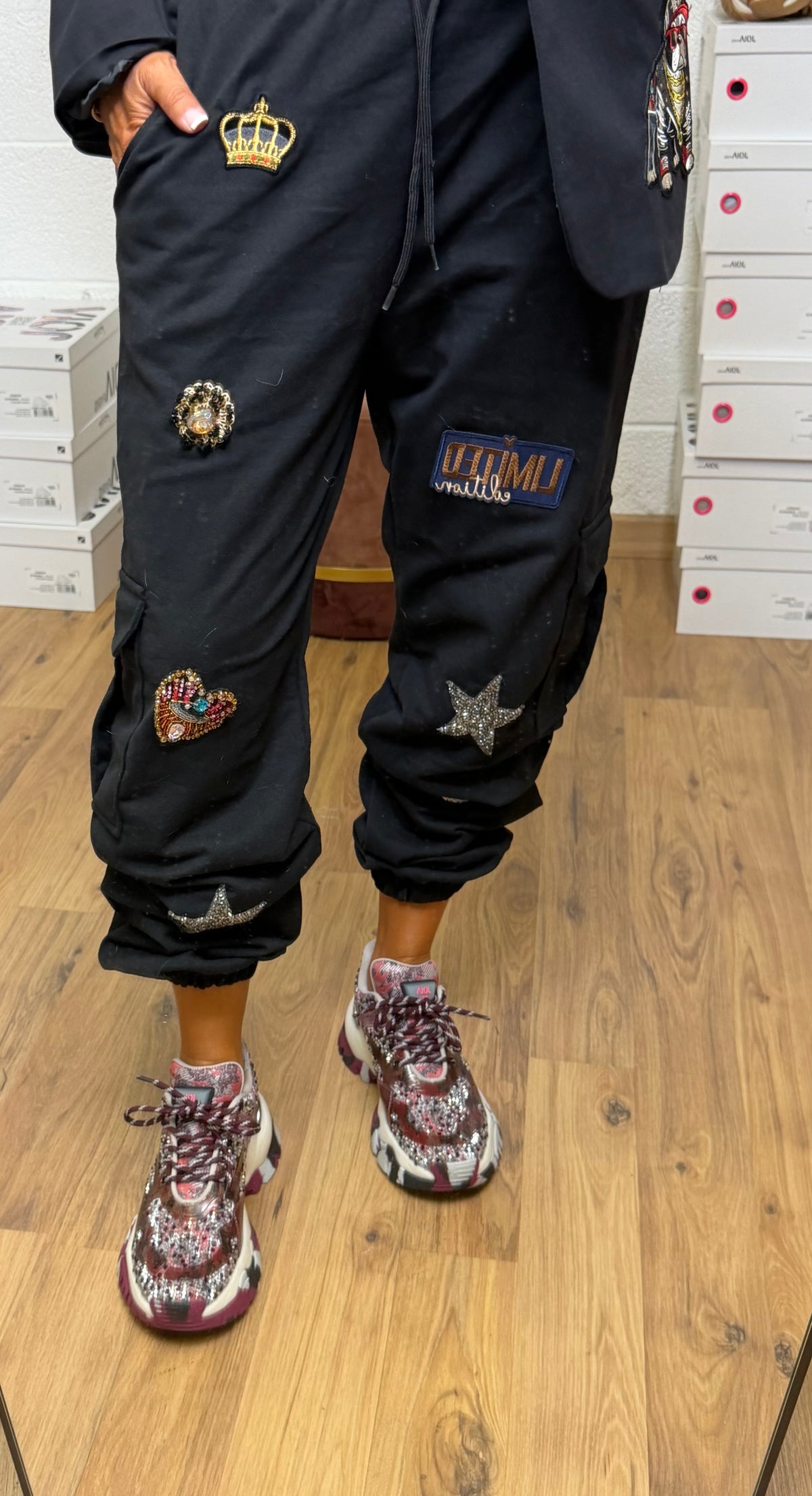 Abpink. Cargo nero Couture Patch