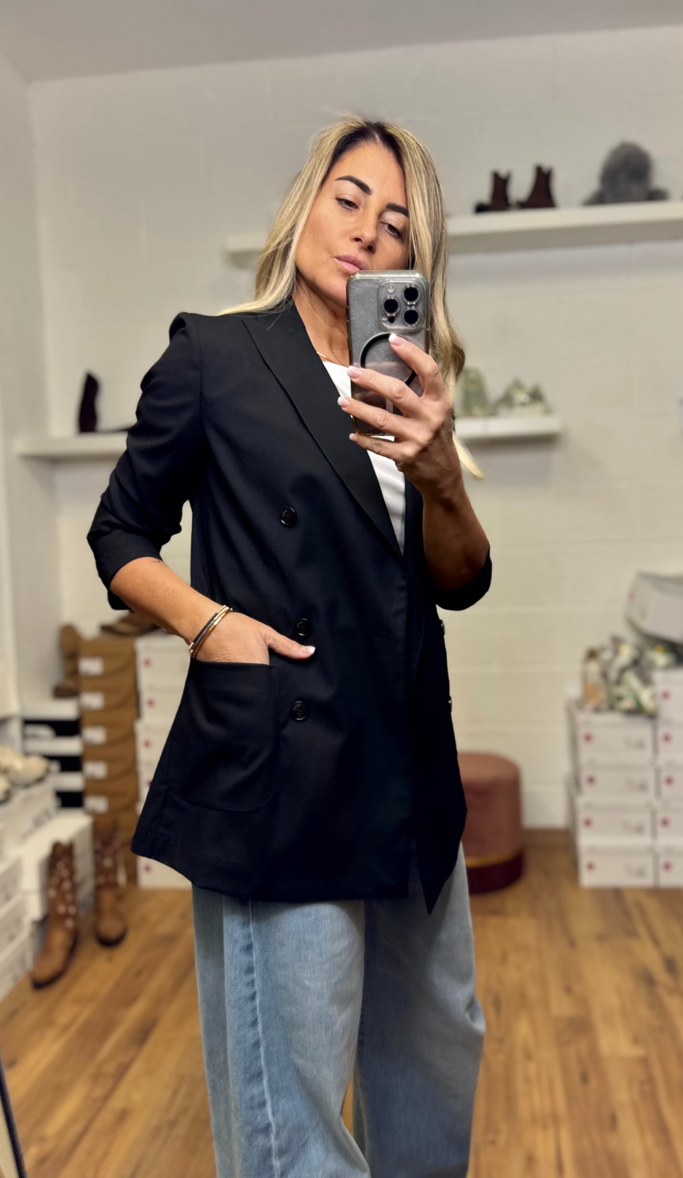 Myths. Blazer saroriale in fresco lana stretch nero
