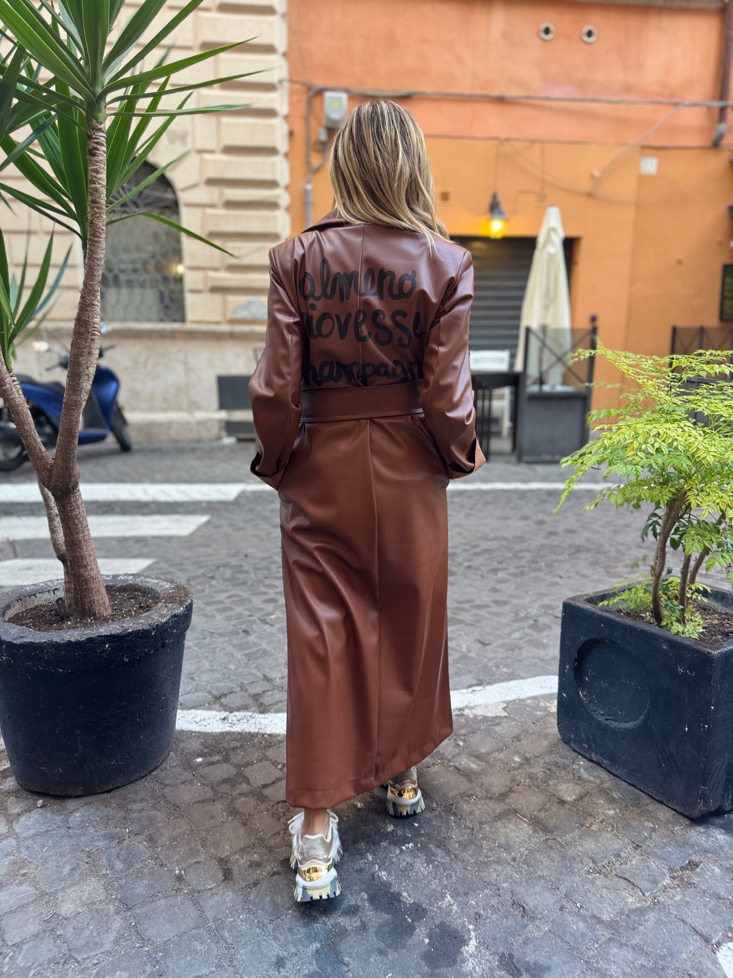 Mimi et mama. Trench champagne mood