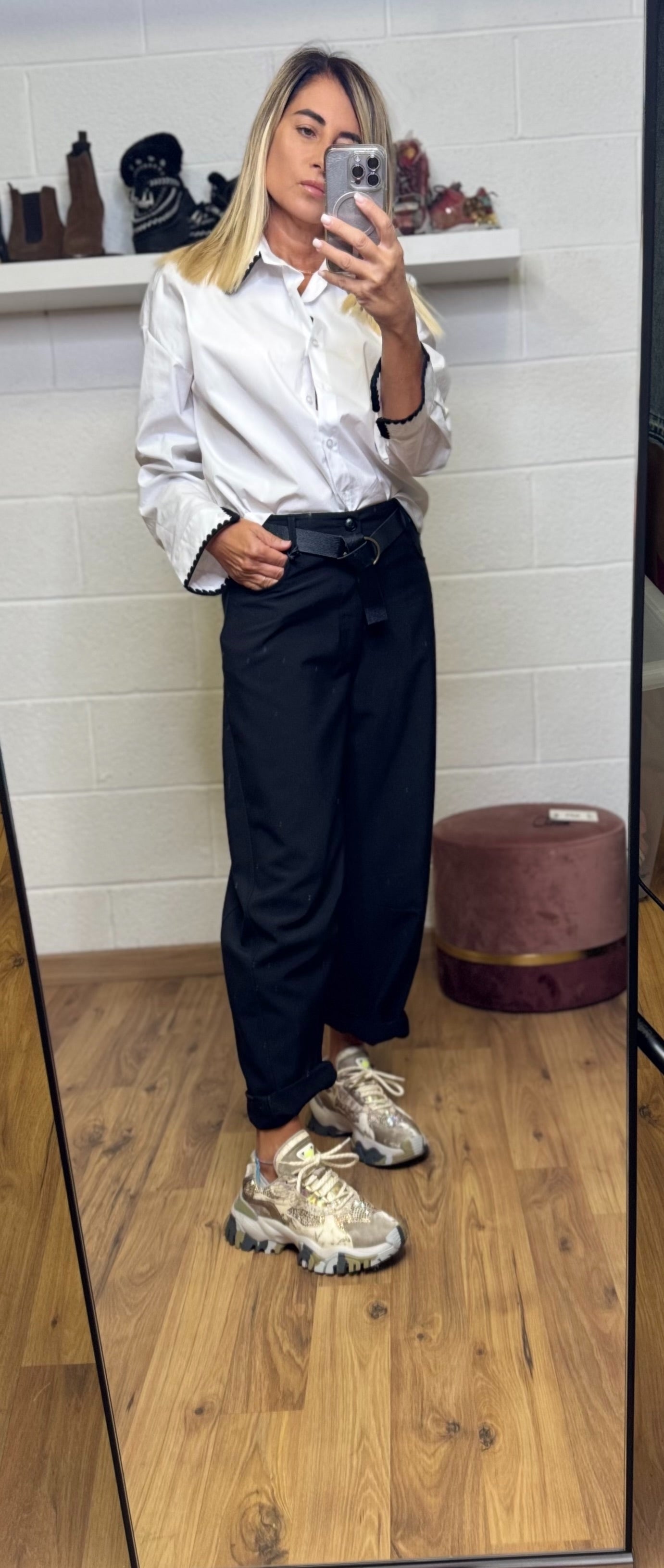 Le Streghe. Pantalone nero