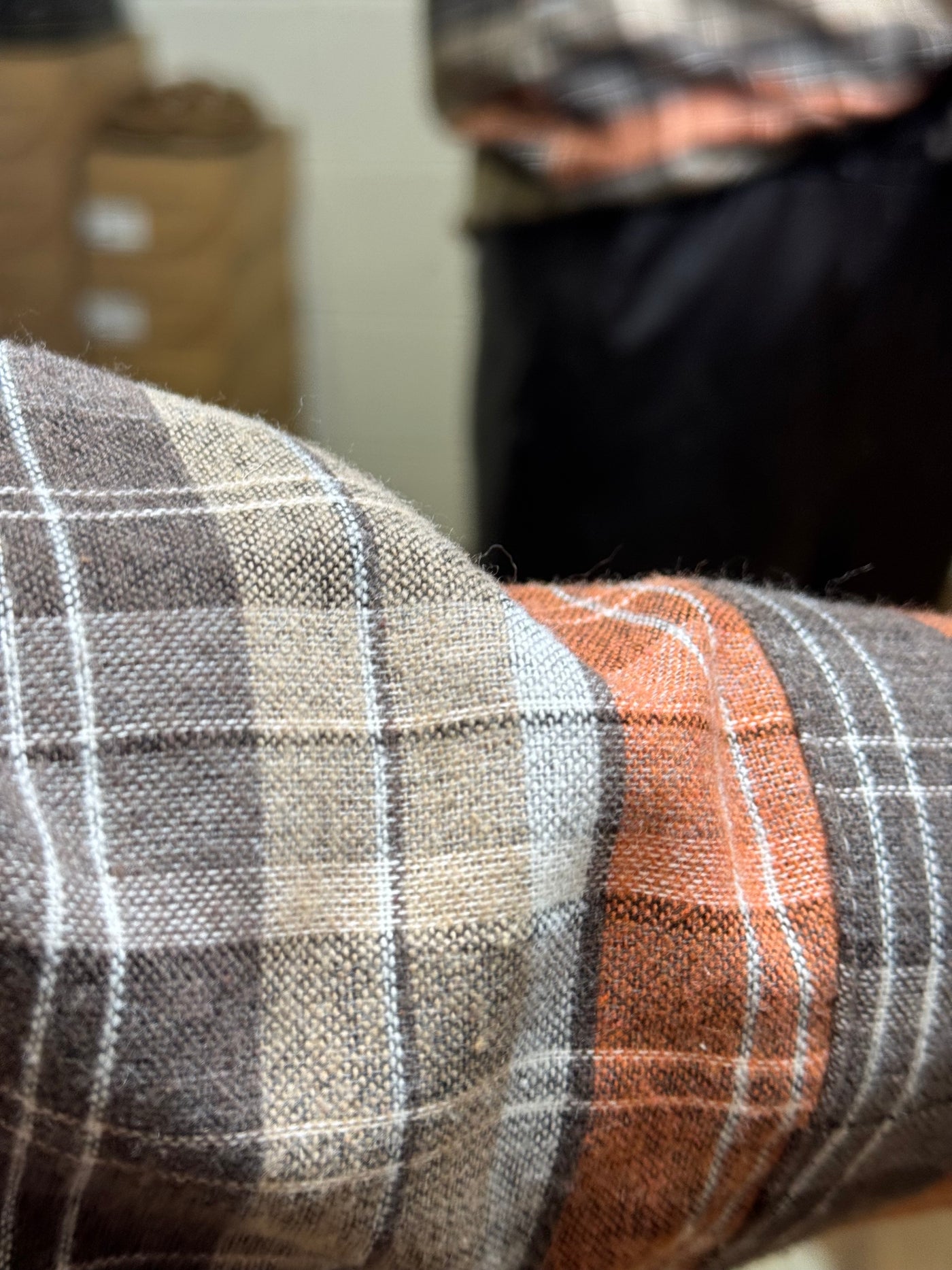 Le Streghe. Camicia check con rouches-60%
