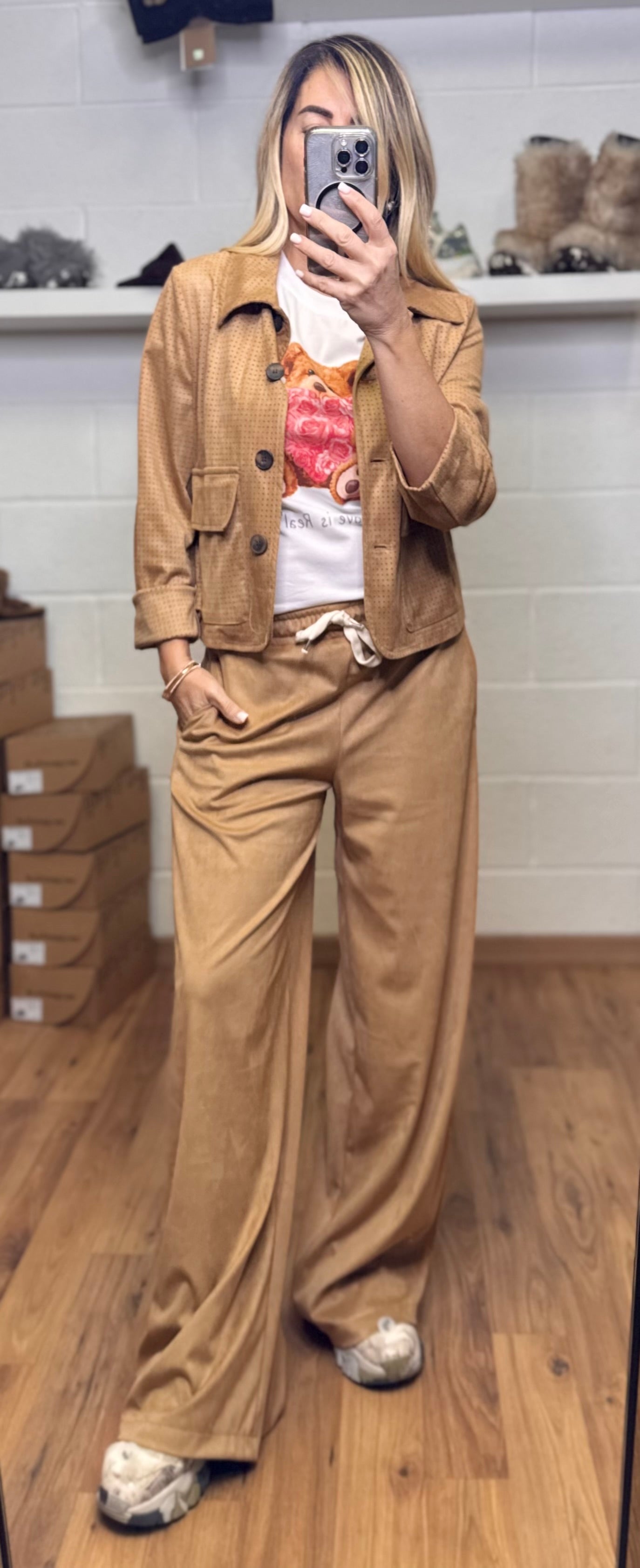 Le Streghe. Blazer in suede