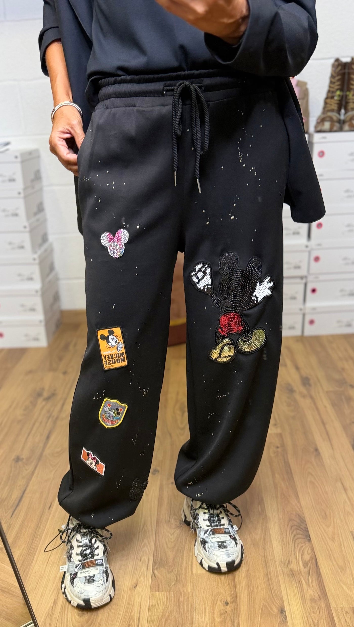 Abpink. Pantalone jogger patch & paillettes