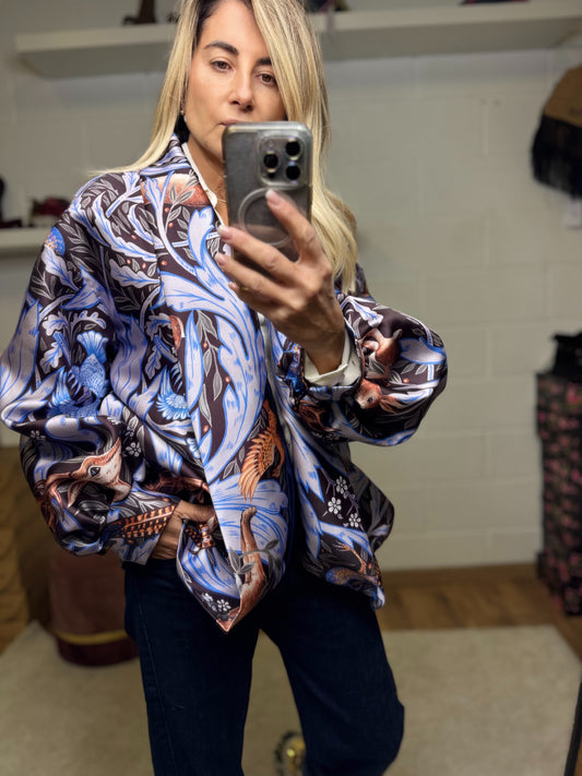 Mimi et mama. Bomber in mikado