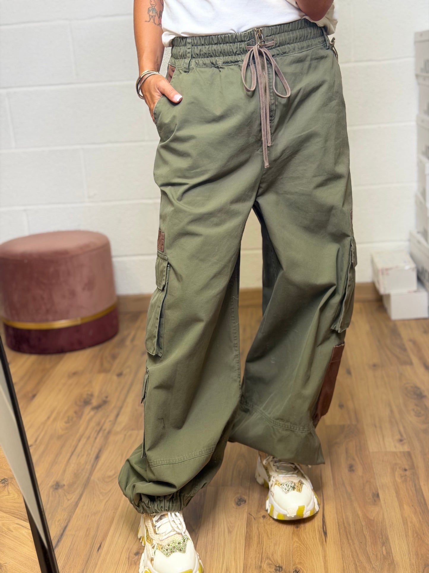 Front Street. Pantalone Cargo Utility – Verde Militare