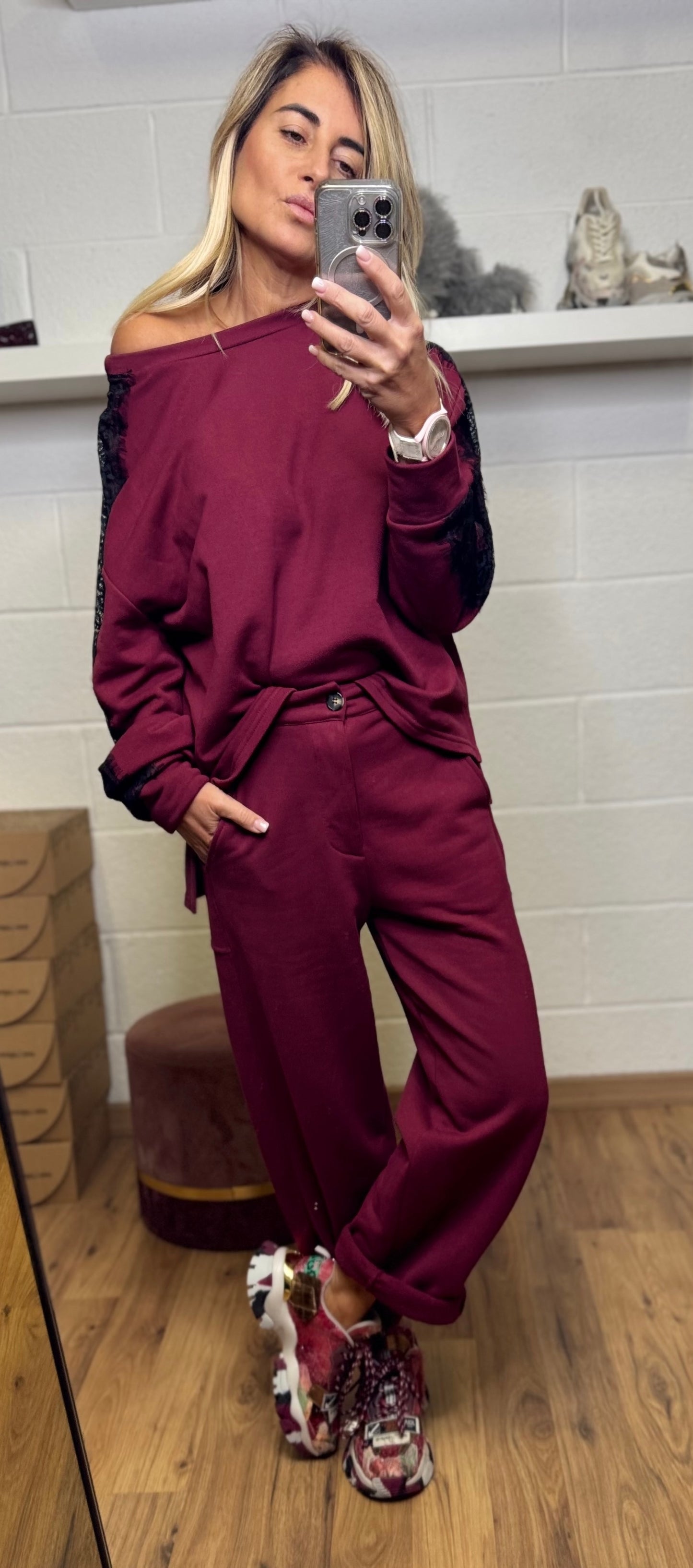 Le Streghe. Pantalone bordeaux