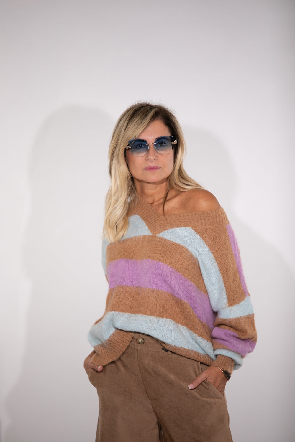 Le Streghe. Pull a righe camel