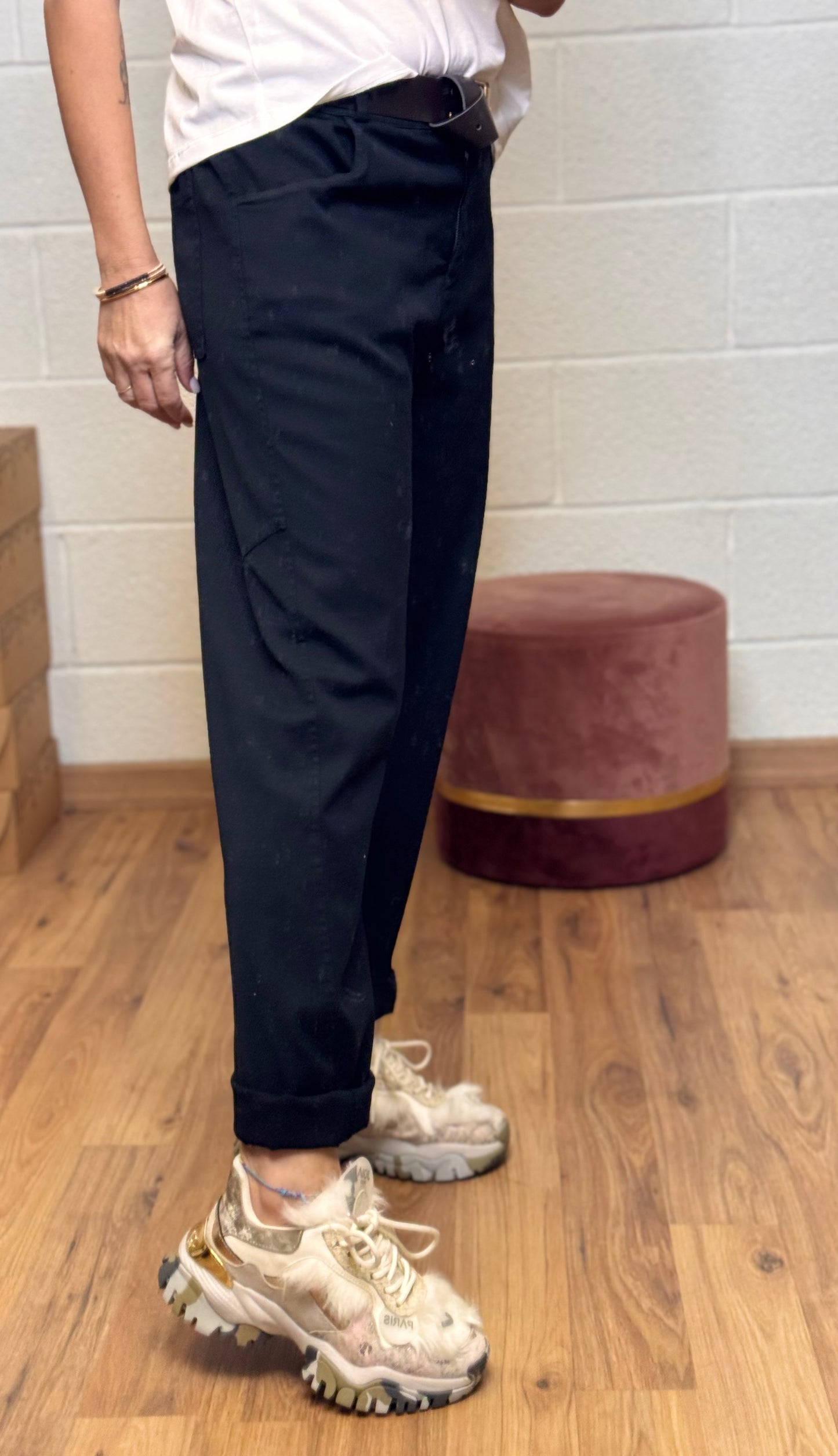 Le streghe. Pantalone nero